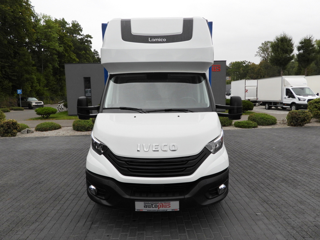 IVECO DAILY 35S18 TARPAULIN LIFT 8 PALLETS WEBASTO CRUISE CONTROL LED LIGHTS AIR CONDITIONING 180HP - Furgão de toldo: foto 5 IVECO DAILY 35S18 TARPAULIN LIFT 8 PALLETS WEBASTO CRUISE CONTROL LED LIGHTS AIR CONDITIONING 180HP - Furgão de toldo: foto 5