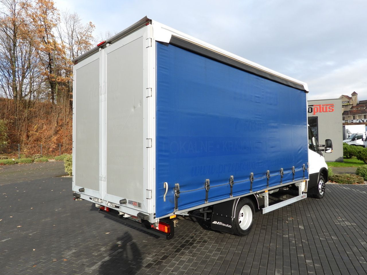 IVECO DAILY 50C16 TARPAULIN 10 PALLETS CRUISE CONTROL TWIN WHEELS AIR CONDITIONING 160HP - Furgão de toldo: foto 3 IVECO DAILY 50C16 TARPAULIN 10 PALLETS CRUISE CONTROL TWIN WHEELS AIR CONDITIONING 160HP - Furgão de toldo: foto 3