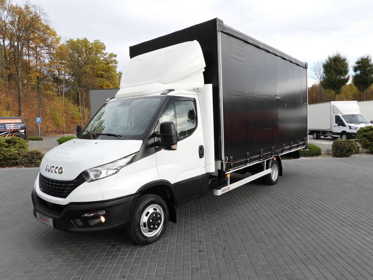 Furgão de toldo IVECO DAILY 50C17 TARPAULIN 10 PALLETS CRUISE CONTROL PNEUMATICS TWIN WHEELS AIR CONDITIONING 180HP: foto 18 Furgão de toldo IVECO DAILY 50C17 TARPAULIN 10 PALLETS CRUISE CONTROL PNEUMATICS TWIN WHEELS AIR CONDITIONING 180HP: foto 18