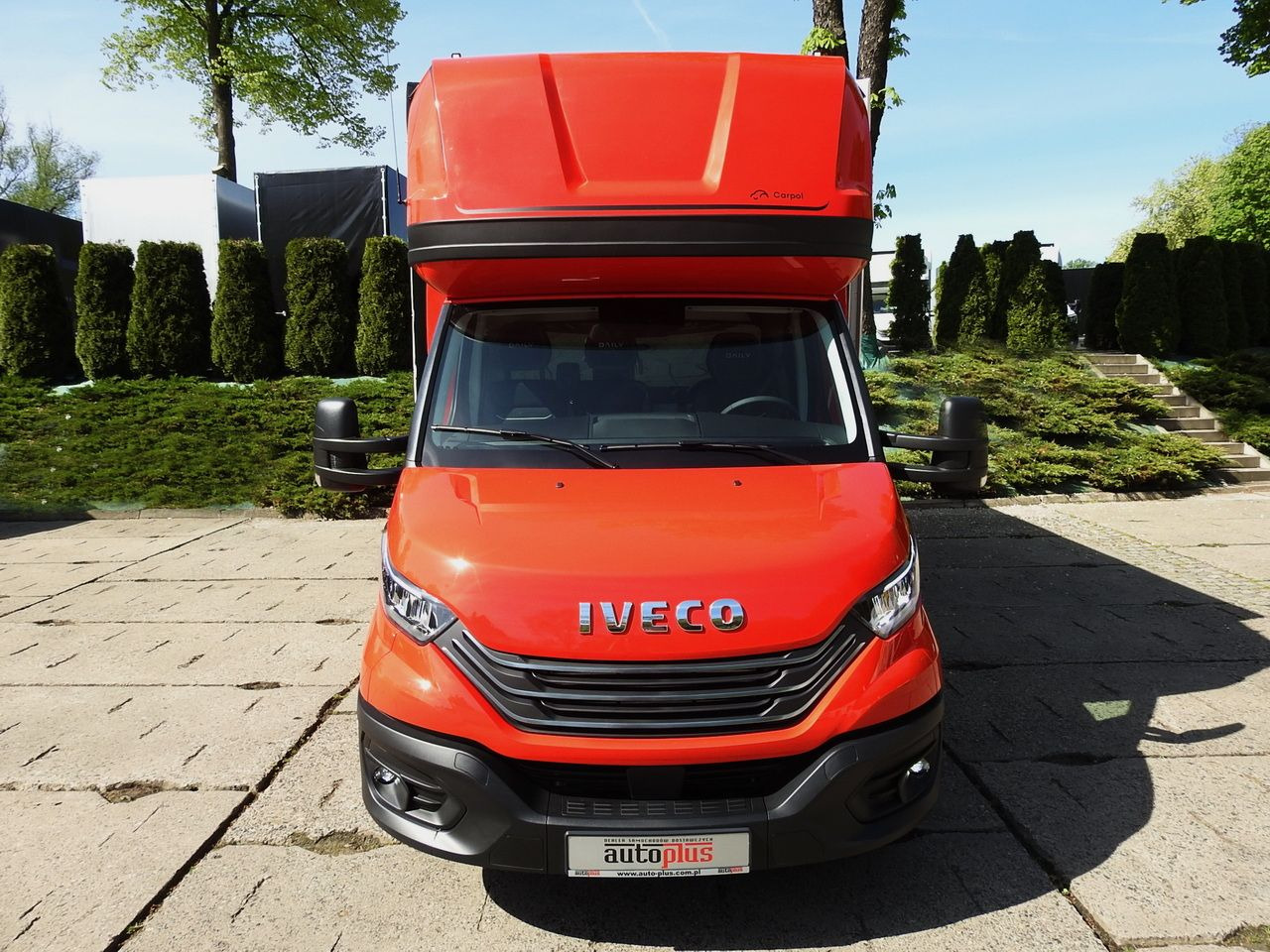 IVECO DAILY NEW TARPAULIN 10 PALLETS WEBASTO CRUISE CONTROL NAVIGATION AIR CONDITIONING LED LIGHTS 180HP - Furgão de toldo: foto 5 IVECO DAILY NEW TARPAULIN 10 PALLETS WEBASTO CRUISE CONTROL NAVIGATION AIR CONDITIONING LED LIGHTS 180HP - Furgão de toldo: foto 5