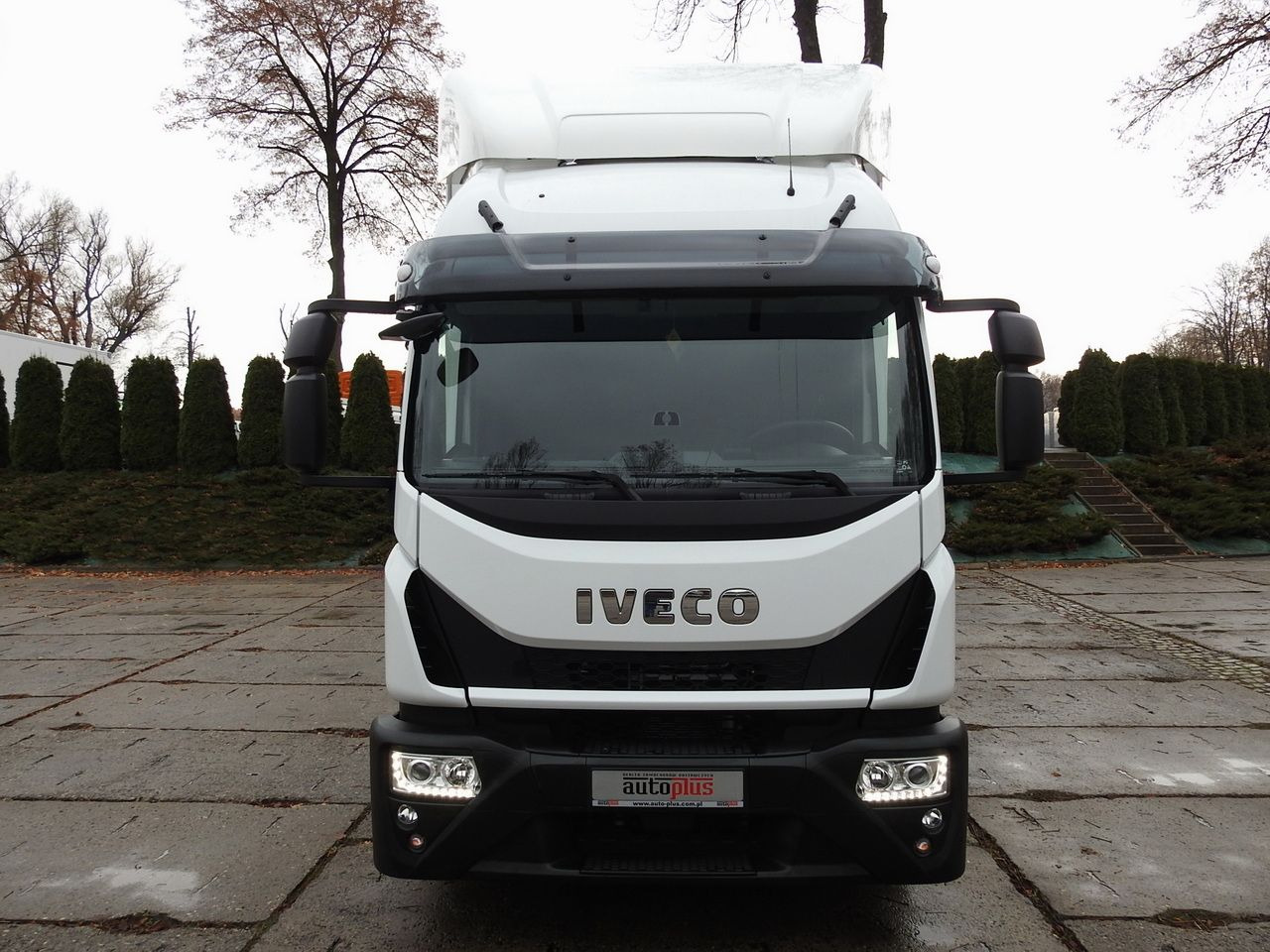 IVECO EUROCARGO 120-250 NEW TARPAULIN LIFT 18 PALLETS WEBASTO CRUISE CONTROL AIR CONDITIONING LED LIGHTS PNEUMATICS AUTOMATIC TRANSMISSION HI-MATIC 250HP - Furgão de toldo: foto 5 IVECO EUROCARGO 120-250 NEW TARPAULIN LIFT 18 PALLETS WEBASTO CRUISE CONTROL AIR CONDITIONING LED LIGHTS PNEUMATICS AUTOMATIC TRANSMISSION HI-MATIC 250HP - Furgão de toldo: foto 5