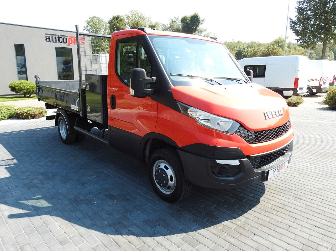 Iveco DAILY 35C13 KIPPER TEMPOMAT A/C ZWILLINGSRÄDER - Furgão basculante: foto 4 Iveco DAILY 35C13 KIPPER TEMPOMAT A/C ZWILLINGSRÄDER - Furgão basculante: foto 4