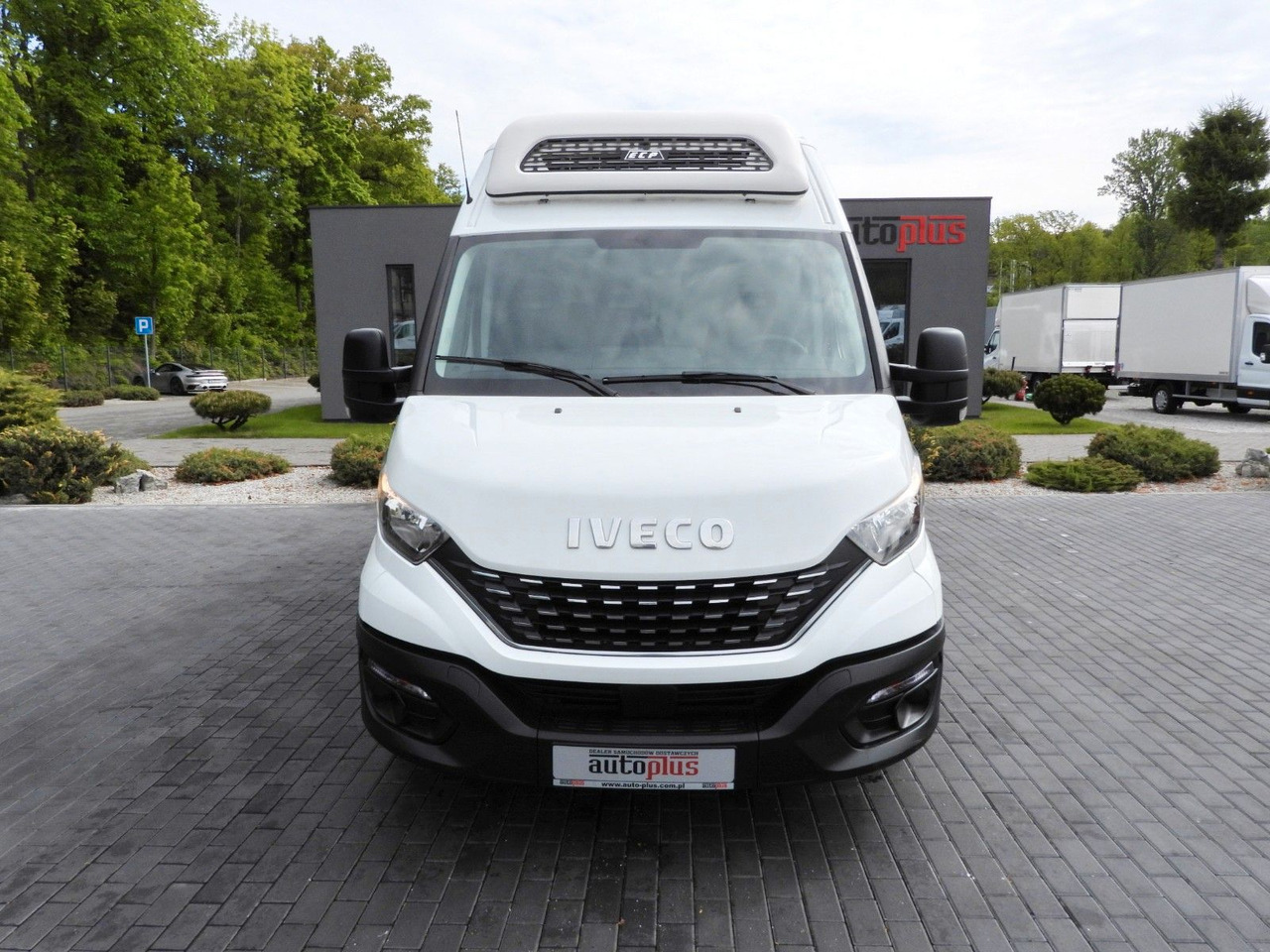 Iveco DAILY 35S14 KÜHLKASTENWAGEN-10*C TEMPOMAT - Carrinha frigorífica: foto 5 Iveco DAILY 35S14 KÜHLKASTENWAGEN-10*C TEMPOMAT - Carrinha frigorífica: foto 5