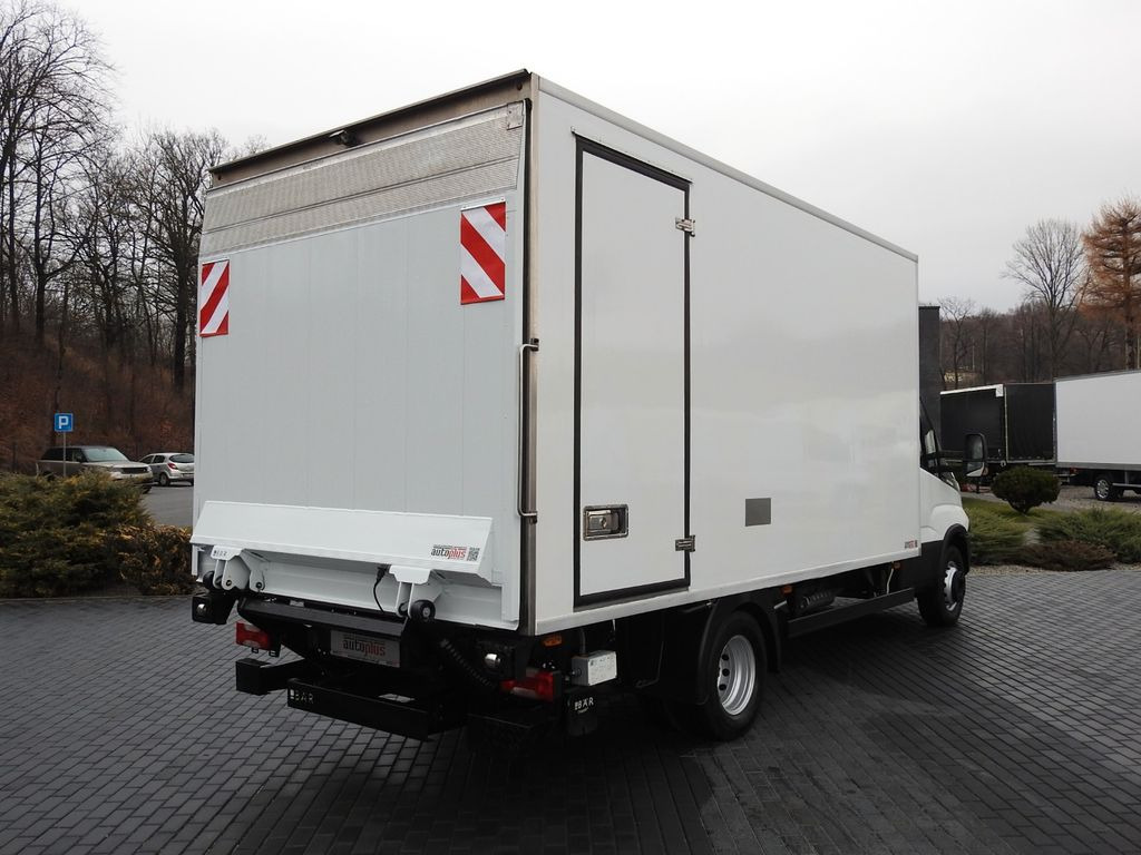 Iveco DAILY 70C17 KÜHLKOFFER 0*C AUFZUG 9 PALETTEN - Carrinha frigorífica: foto 3 Iveco DAILY 70C17 KÜHLKOFFER 0*C AUFZUG 9 PALETTEN - Carrinha frigorífica: foto 3