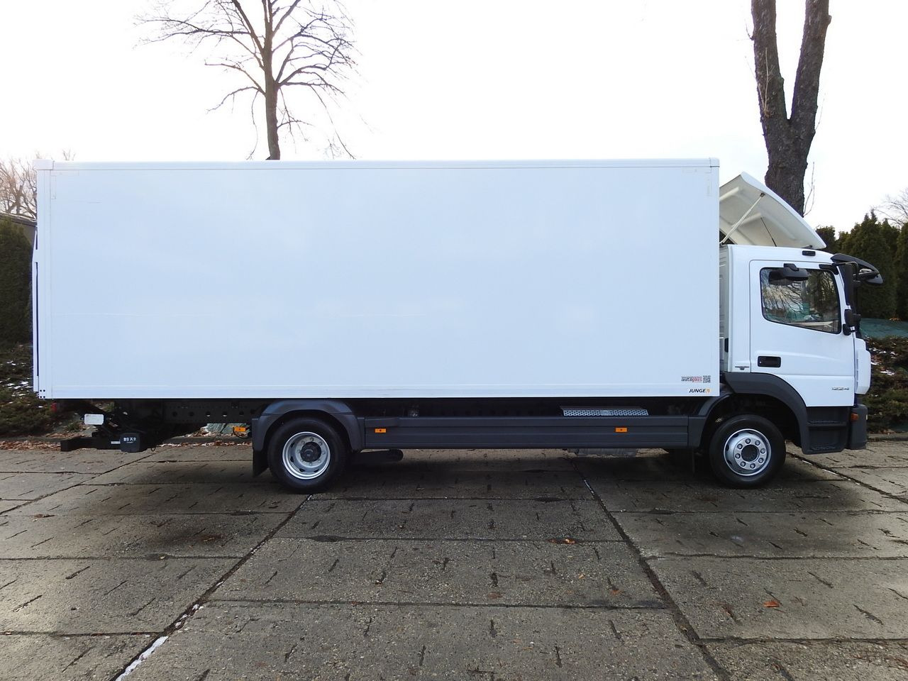 Carrinha de contentor MERCEDES ATEGO 12.24 BOX LIFT 18 PALLETS CRUISE CONTROL AUTOMATIC TRANSMISSION  TWIN WHEELS AIR CONDITIONING  240HP: foto 7
