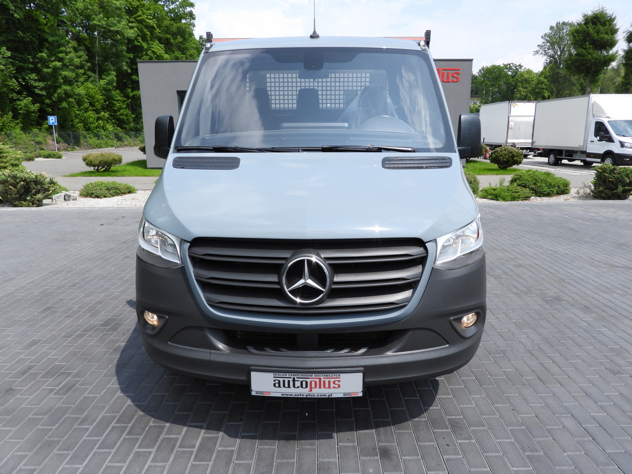 MERCEDES SPRINTER 315 STAKE BODY 8 PALLETS CRUISE CONTROL AIR CONDITIONING 150HP - Furgão caixa aberta: foto 5 MERCEDES SPRINTER 315 STAKE BODY 8 PALLETS CRUISE CONTROL AIR CONDITIONING 150HP - Furgão caixa aberta: foto 5