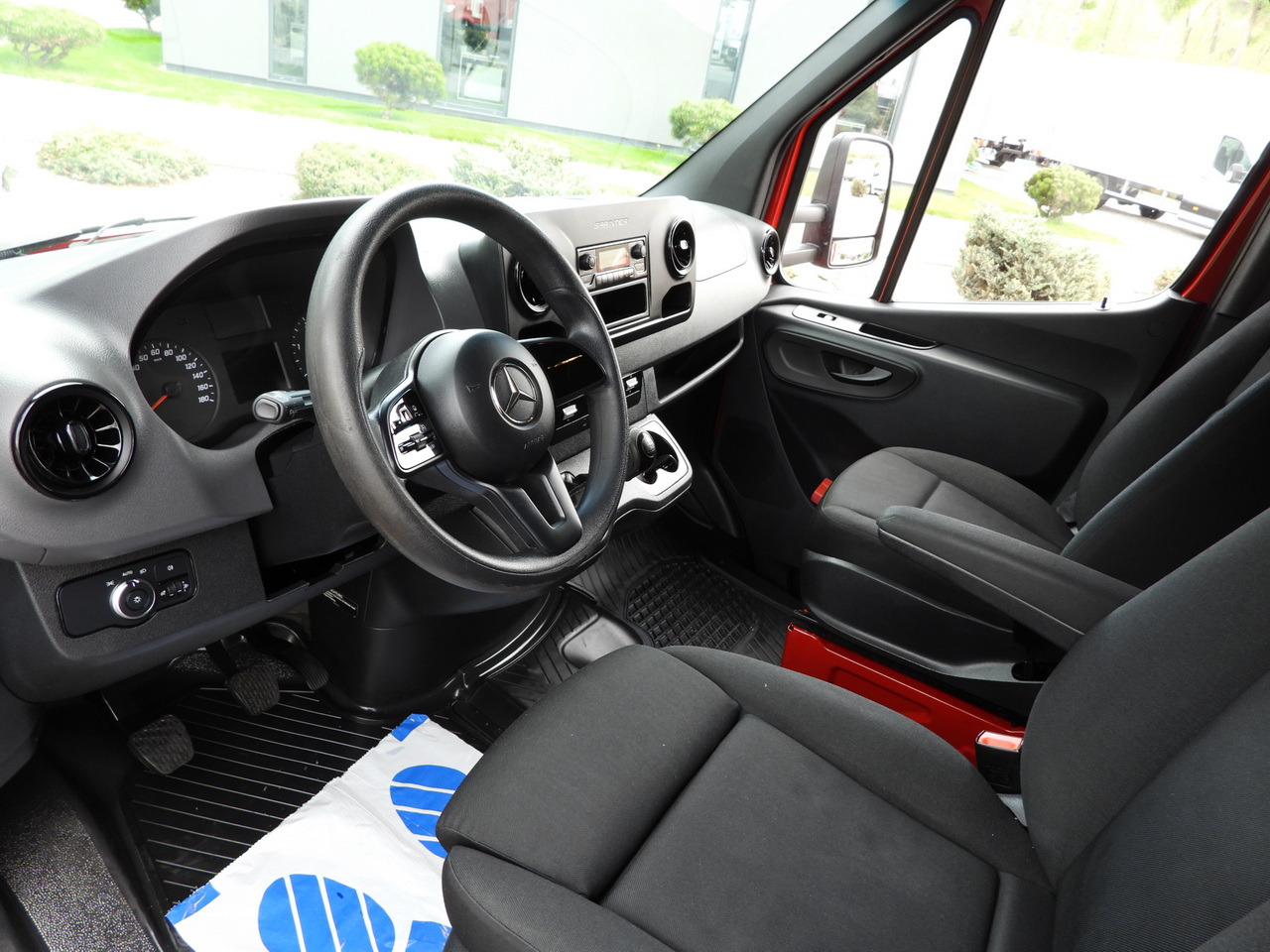 MERCEDES SPRINTER 316 8 PALLETS TARPAULIN LIFT CRUISE CONTROL AIR CONDITIONING  160HP - Furgão de toldo: foto 2 MERCEDES SPRINTER 316 8 PALLETS TARPAULIN LIFT CRUISE CONTROL AIR CONDITIONING  160HP - Furgão de toldo: foto 2