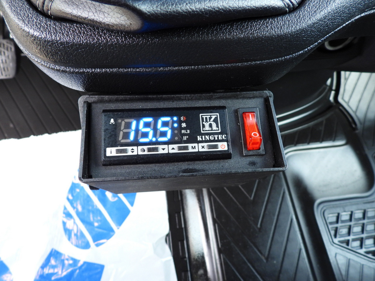 Carrinha frigorífica MERCEDES SPRINTER 316 REGRIGERATOR BOX 0*C LIFT 8 PALLETS CRUISE CONTROL PNEUMATICS AIR CONDITIONING  160HP: foto 41