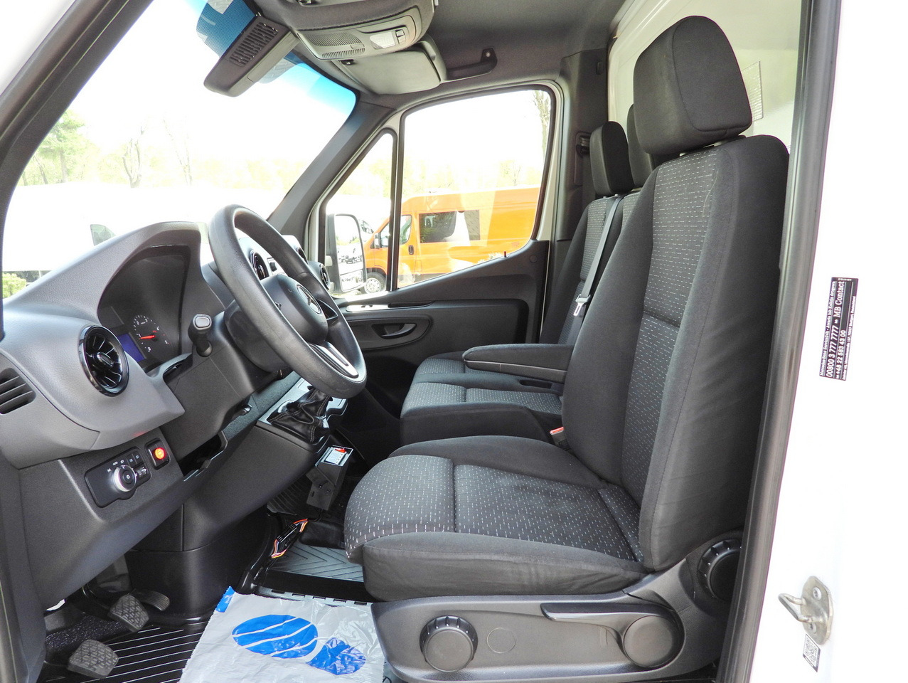 Carrinha frigorífica MERCEDES SPRINTER 316 REGRIGERATOR BOX 0*C LIFT 8 PALLETS CRUISE CONTROL PNEUMATICS AIR CONDITIONING  160HP: foto 28