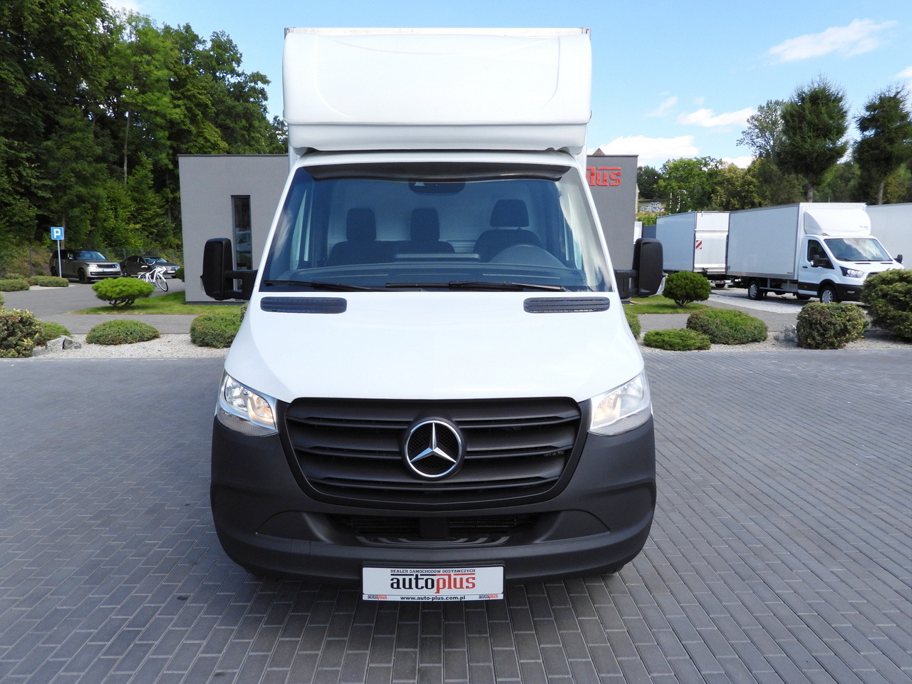 MERCEDES SPRINTER 514 BOX LIFT 8 PALLETS CRUISE CONTROL TWIN WHEELS AIR CONDITIONING 140HP - Carrinha de contentor: foto 5 MERCEDES SPRINTER 514 BOX LIFT 8 PALLETS CRUISE CONTROL TWIN WHEELS AIR CONDITIONING 140HP - Carrinha de contentor: foto 5