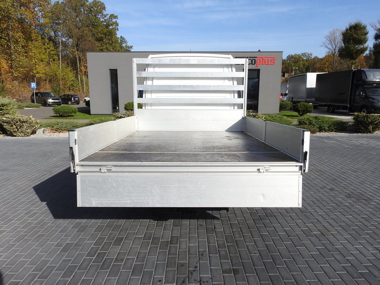 Carrinha cabine dupla MERCEDES SPRINTER 516 STAKE BODY DOUBLE CABIN DOKA 6 SEATS CRUISE CONTROL AIR CONDITIONING TWIN WHEELS  160HP: foto 11