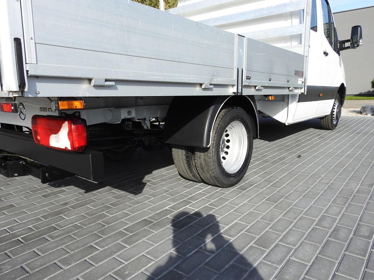 Carrinha cabine dupla MERCEDES SPRINTER 516 STAKE BODY DOUBLE CABIN DOKA 6 SEATS CRUISE CONTROL AIR CONDITIONING TWIN WHEELS  160HP: foto 16