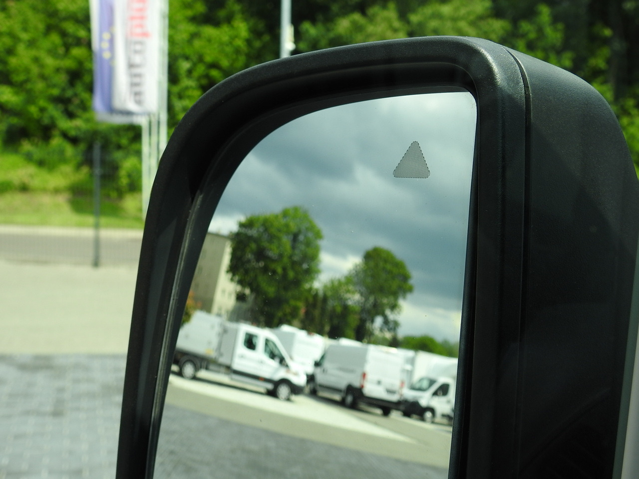 Furgão MERCEDES SPRINTER BOX DELIVERY VAN 5 SEATS CRUISE CONTROL NAVIGATION AIR CONDITIONING AUTOMATIC TRANSMISSION   160HP: foto 20