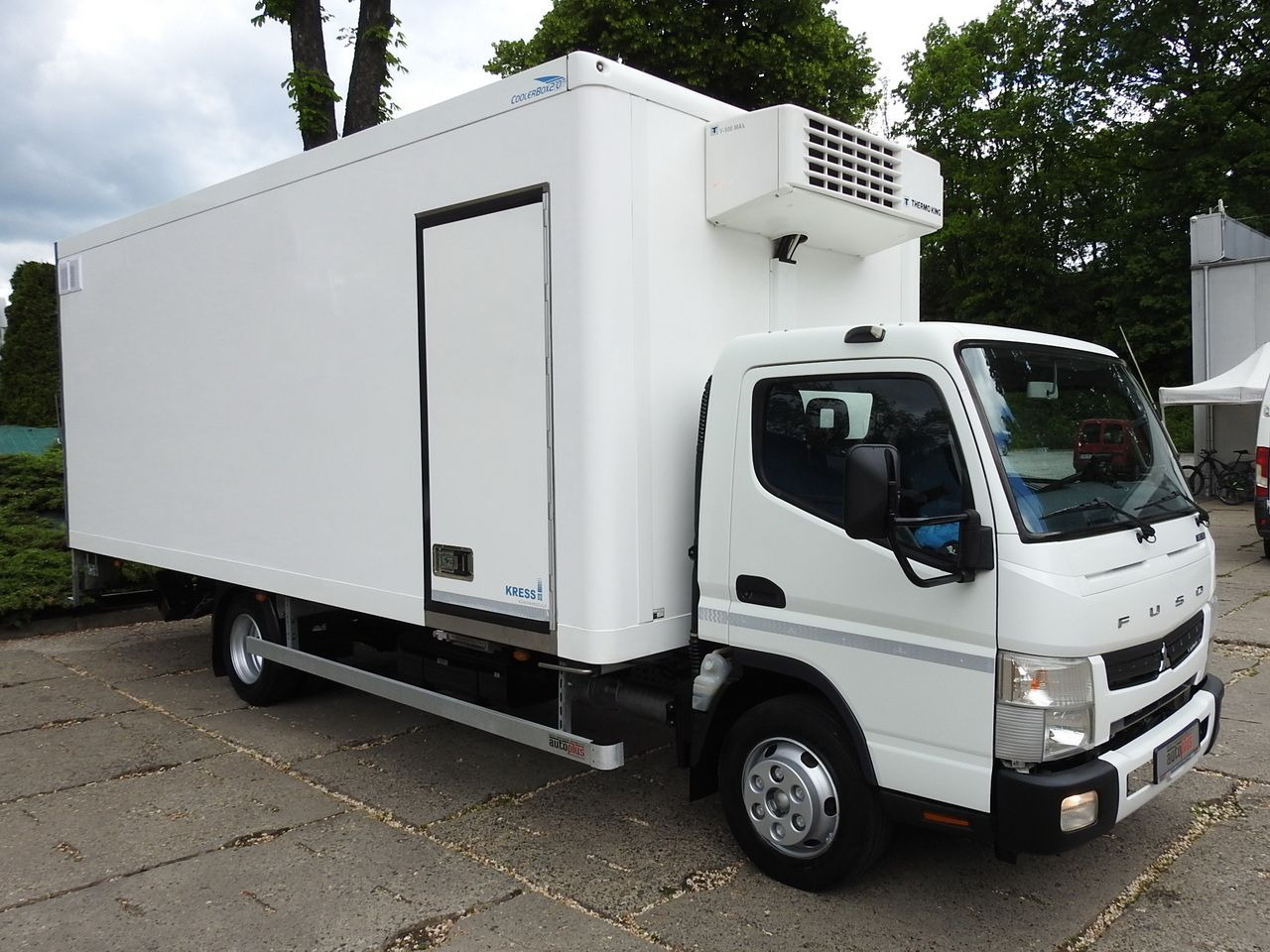MITSUBISHI CANTER FUSO 7C15 REGRIGERATOR BOX -4*C LIFT POWER SUPPLY 230V AIR CONDITIONING AUTOMATIC TRANSMISSION 150HP - Caminhão frigorífico: foto 4 MITSUBISHI CANTER FUSO 7C15 REGRIGERATOR BOX -4*C LIFT POWER SUPPLY 230V AIR CONDITIONING AUTOMATIC TRANSMISSION 150HP - Caminhão frigorífico: foto 4