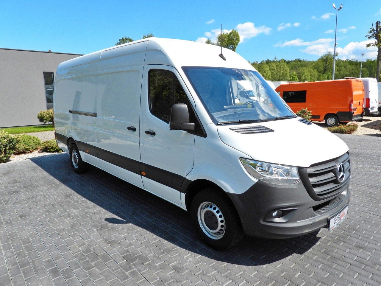 Mercedes-Benz SPRINTER 316 KASTENWAGEN KLIMAANLAGE 165PS Mercedes-Benz SPRINTER 316 KASTENWAGEN KLIMAANLAGE 165PS - Furgão: foto 4 Mercedes-Benz SPRINTER 316 KASTENWAGEN KLIMAANLAGE 165PS Mercedes-Benz SPRINTER 316 KASTENWAGEN KLIMAANLAGE 165PS - Furgão: foto 4
