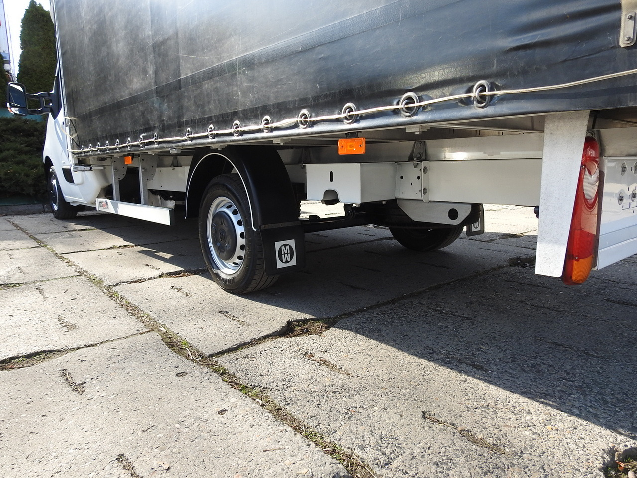 Furgão de toldo OPEL MOVANO TARPAULIN 10 PALLETS WEBASTO CRUISE CONTROL AIR CONDITIONING LED LIGHTS PNEUMATICS  165HP: foto 16