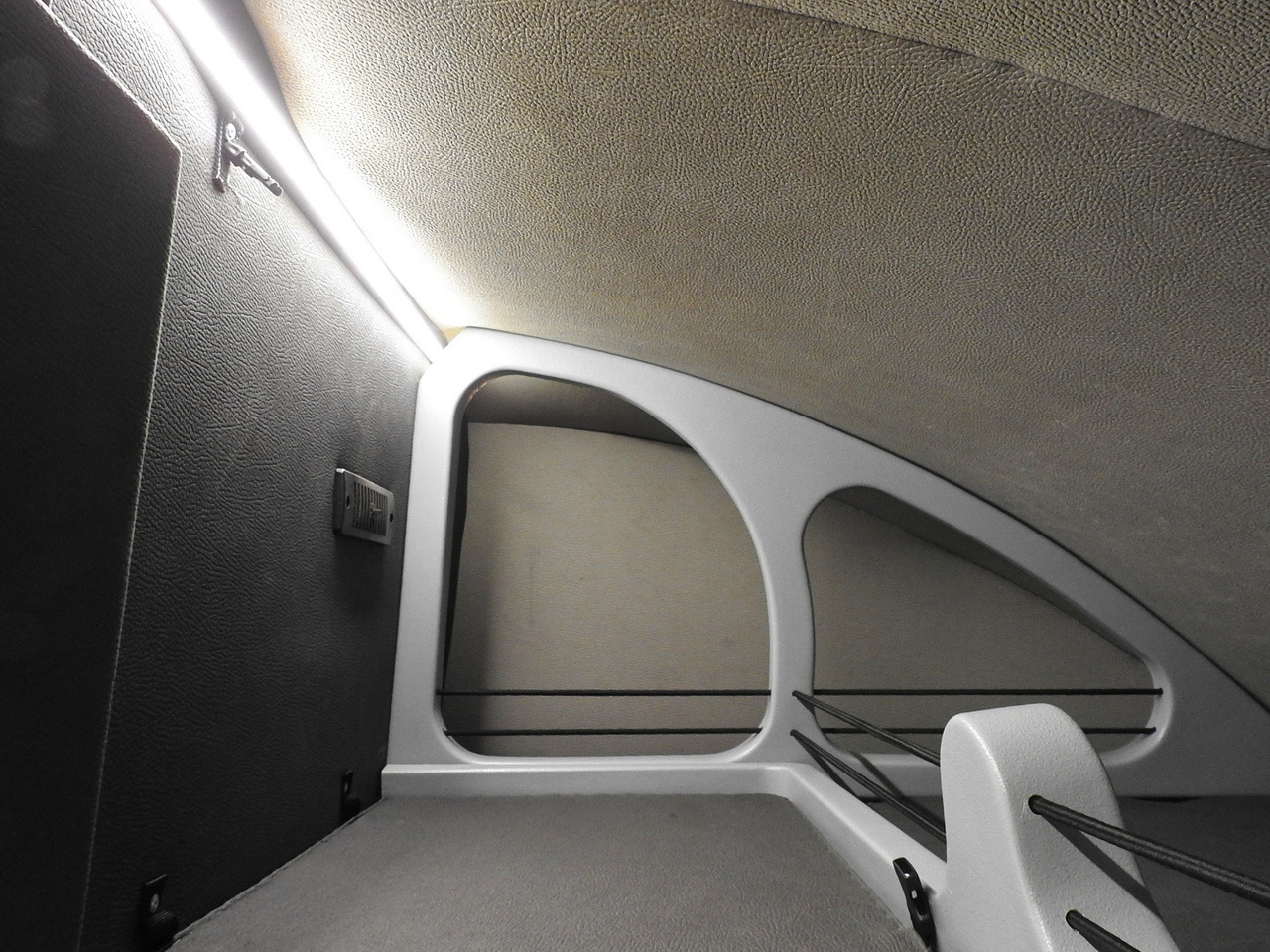 Furgão de toldo OPEL MOVANO TARPAULIN 10 PALLETS WEBASTO CRUISE CONTROL AIR CONDITIONING LED LIGHTS PNEUMATICS  165HP: foto 45