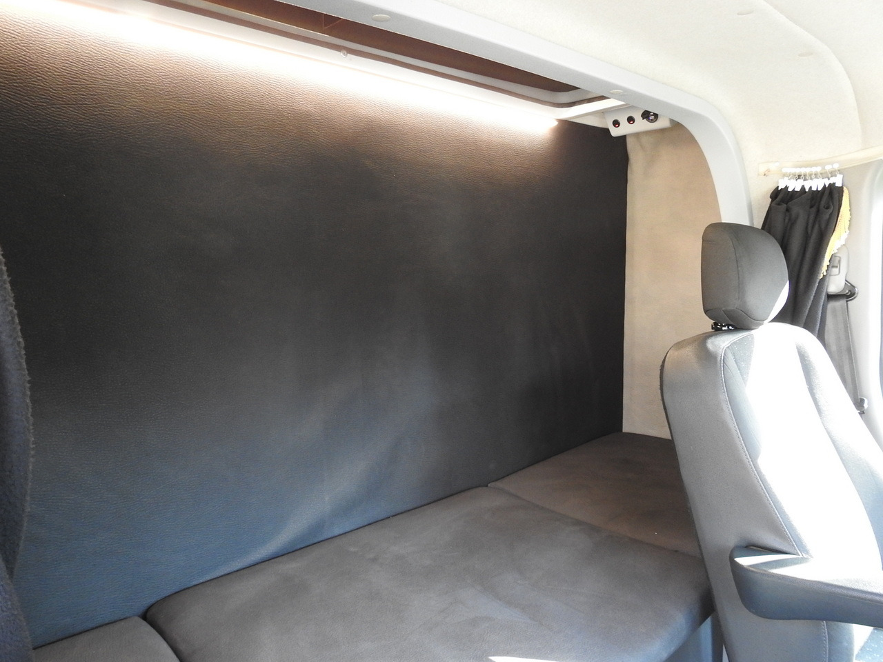 Furgão de toldo OPEL MOVANO TARPAULIN 10 PALLETS WEBASTO CRUISE CONTROL AIR CONDITIONING LED LIGHTS PNEUMATICS  165HP: foto 42