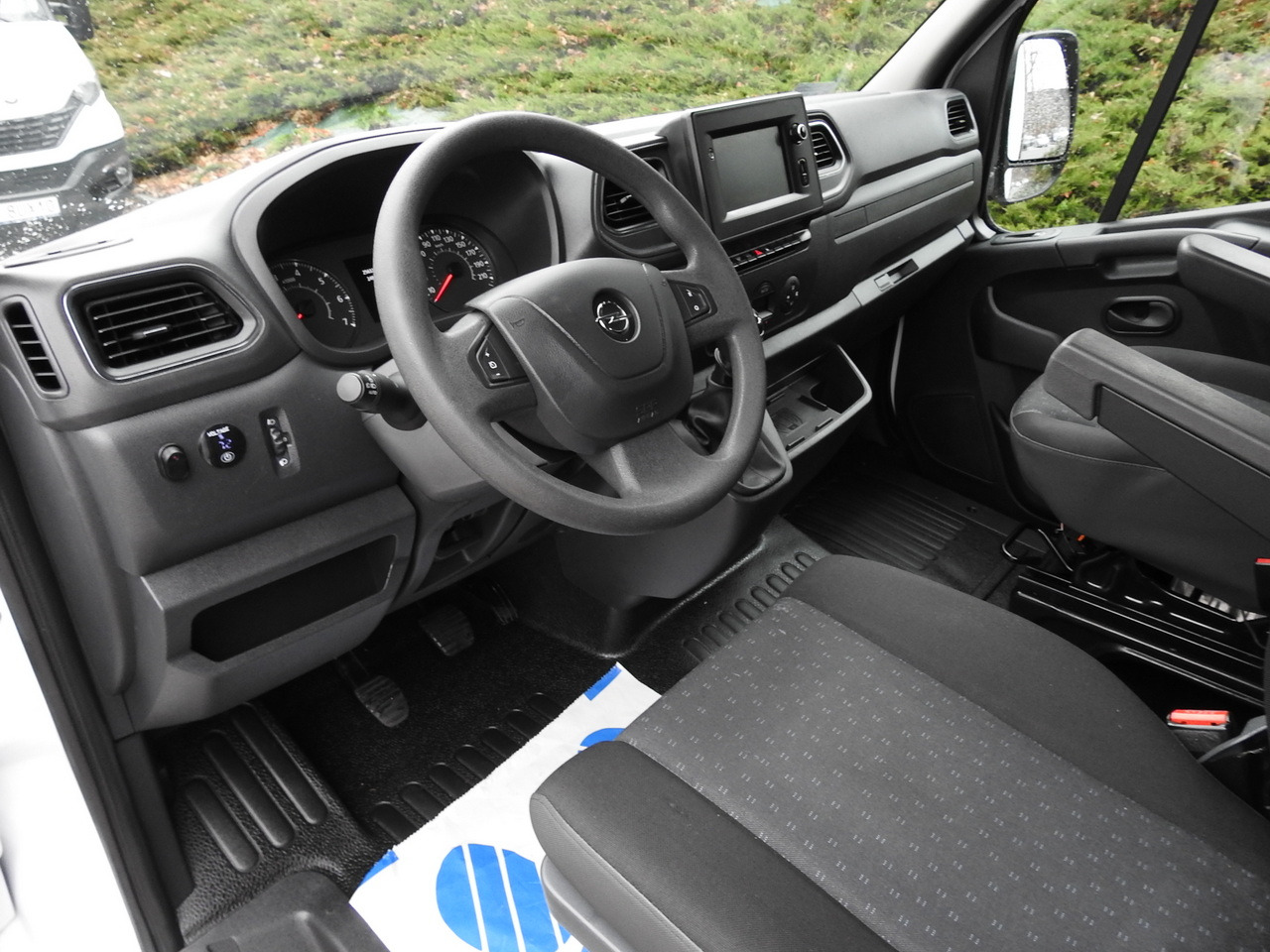 OPEL MOVANO TARPAULIN 10 PALLETS WEBASTO CRUISE CONTROL NAVIGATION AIR CONDITIONING LED LIGHTS PNEUMATICS 165HP - Furgão de toldo: foto 2 OPEL MOVANO TARPAULIN 10 PALLETS WEBASTO CRUISE CONTROL NAVIGATION AIR CONDITIONING LED LIGHTS PNEUMATICS 165HP - Furgão de toldo: foto 2