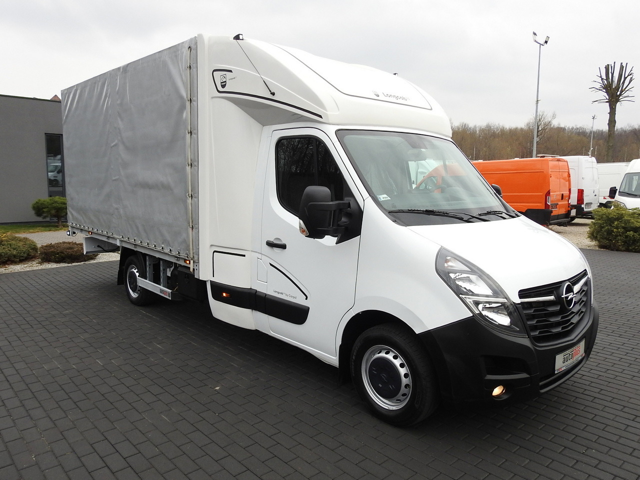 OPEL MOVANO TARPAULIN 8 PALLETS WEBASTO CRUISE CONTROL LED LIGHTS PNEUMATICS AIR CONDITIONING 165HP - Furgão de toldo: foto 4 OPEL MOVANO TARPAULIN 8 PALLETS WEBASTO CRUISE CONTROL LED LIGHTS PNEUMATICS AIR CONDITIONING 165HP - Furgão de toldo: foto 4