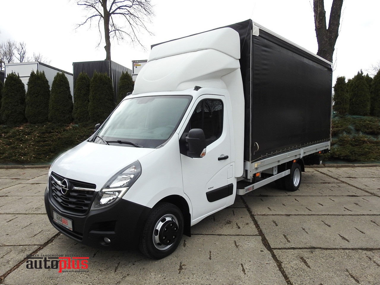 OPEL MOVANO TARPAULIN LIFT 10 PALLETS CRUISE CONTROL AIR CONDITIONING LED LIGHTS PNEUMATICS TWIN WHEELS 165HP - Furgão de toldo: foto 1 OPEL MOVANO TARPAULIN LIFT 10 PALLETS CRUISE CONTROL AIR CONDITIONING LED LIGHTS PNEUMATICS TWIN WHEELS 165HP - Furgão de toldo: foto 1