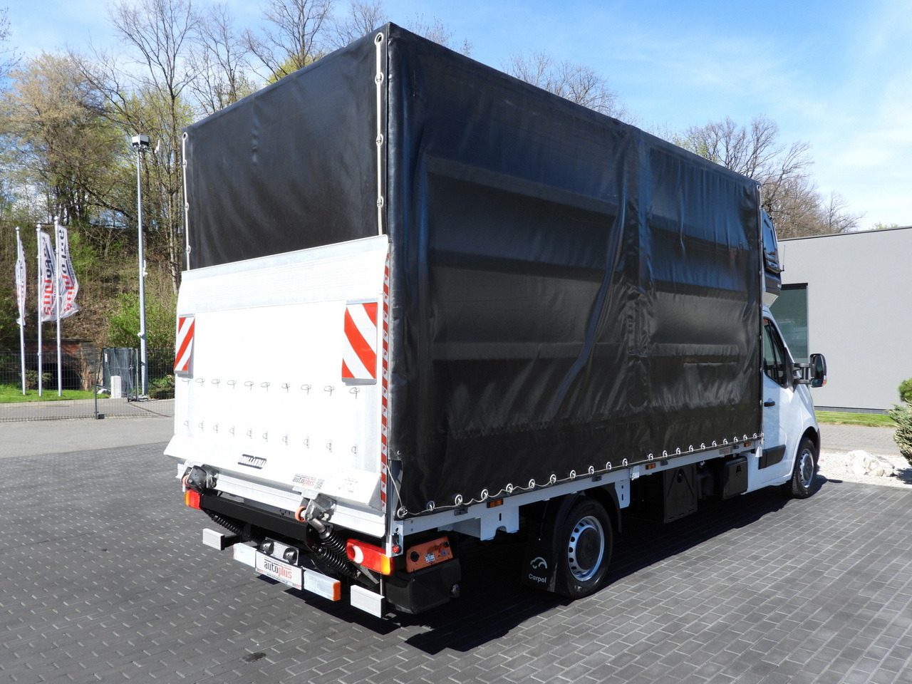 OPEL MOVANO TARPAULIN LIFT 9 PALLETS WEBASTO CRUISE CONTROL LED LIGHTS PNEUMATICS AIR CONDITIONING 165HP - Furgão de toldo: foto 3 OPEL MOVANO TARPAULIN LIFT 9 PALLETS WEBASTO CRUISE CONTROL LED LIGHTS PNEUMATICS AIR CONDITIONING 165HP - Furgão de toldo: foto 3
