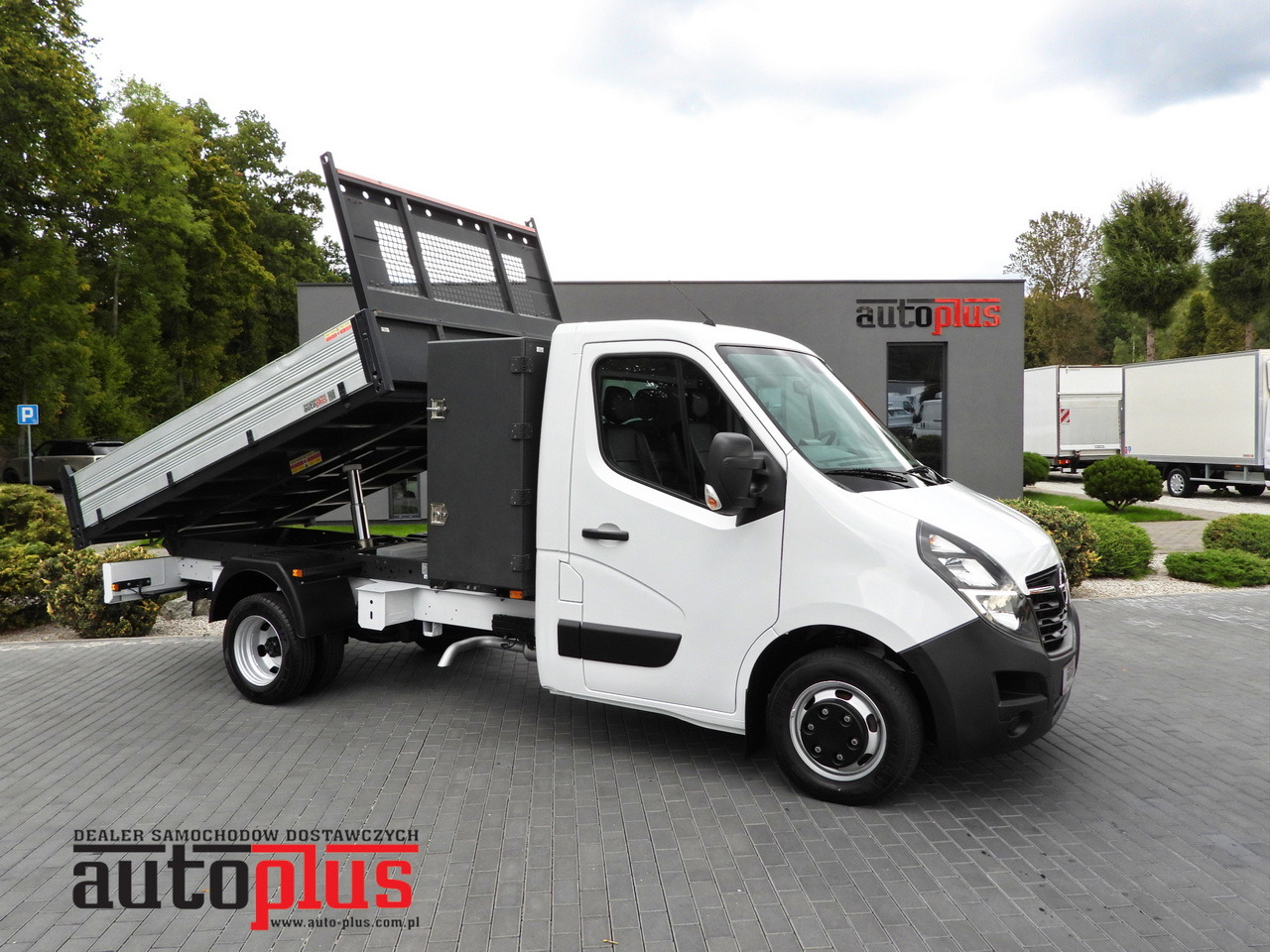 OPEL MOVANO TIPPER NAVIGATION LED LIGHTS TWIN WHEELS AIR CONDITIONING 145HP - Furgão basculante: foto 1 OPEL MOVANO TIPPER NAVIGATION LED LIGHTS TWIN WHEELS AIR CONDITIONING 145HP - Furgão basculante: foto 1