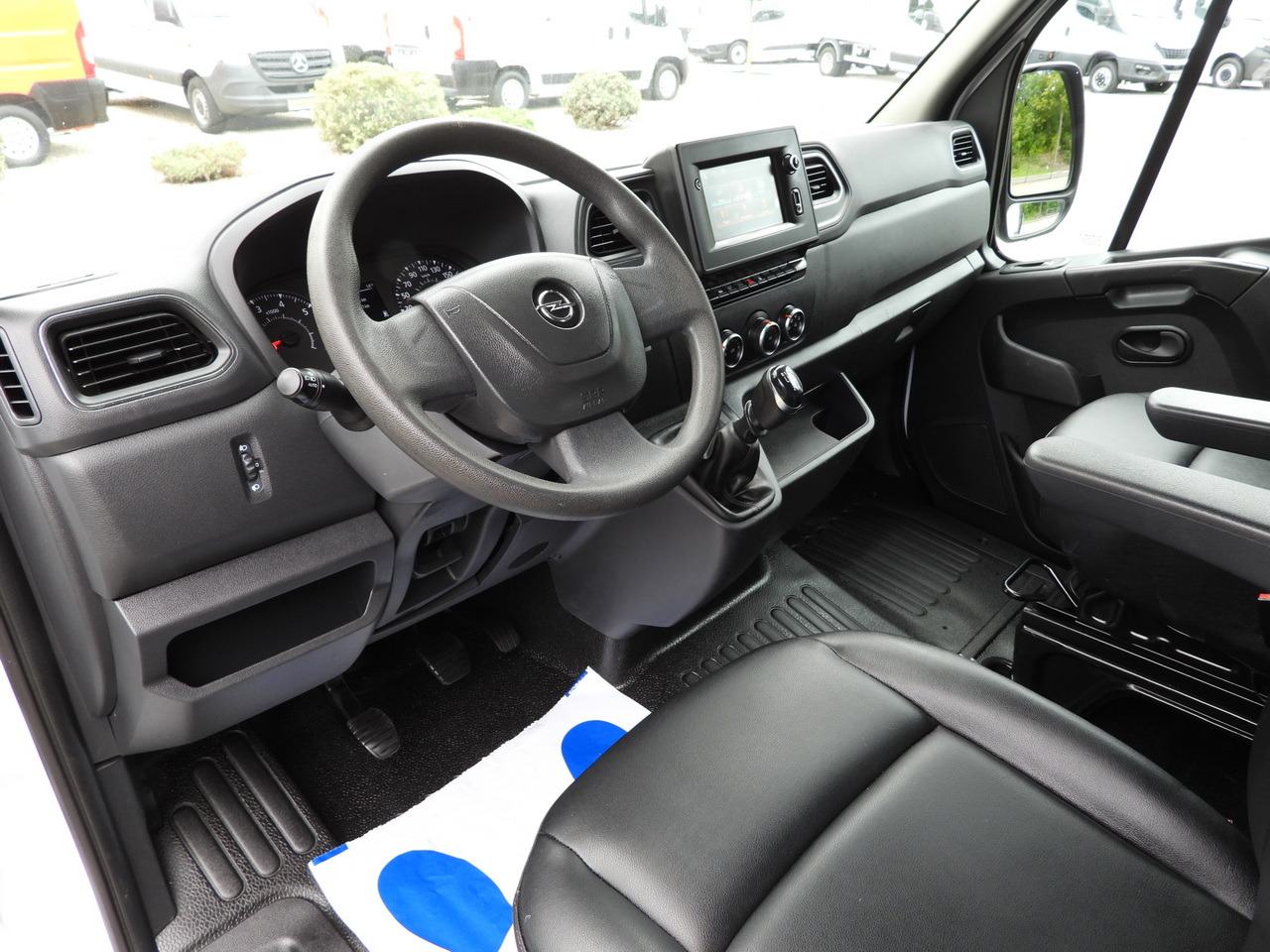 OPEL MOVANO TIPPER NAVIGATION LED LIGHTS TWIN WHEELS AIR CONDITIONING 145HP - Furgão basculante: foto 2 OPEL MOVANO TIPPER NAVIGATION LED LIGHTS TWIN WHEELS AIR CONDITIONING 145HP - Furgão basculante: foto 2