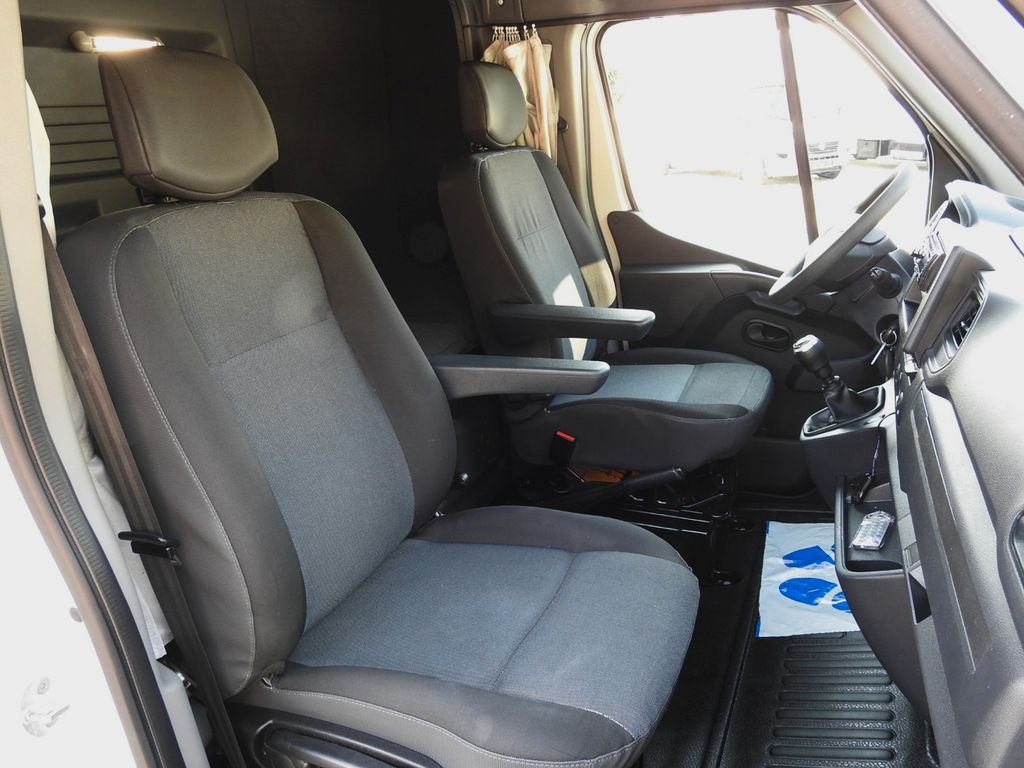 Locação de Opel MOVANO PRITSCHE PLANE 8PALETTEN WEBASTO TEMPOMAT  Opel MOVANO PRITSCHE PLANE 8PALETTEN WEBASTO TEMPOMAT: foto 25