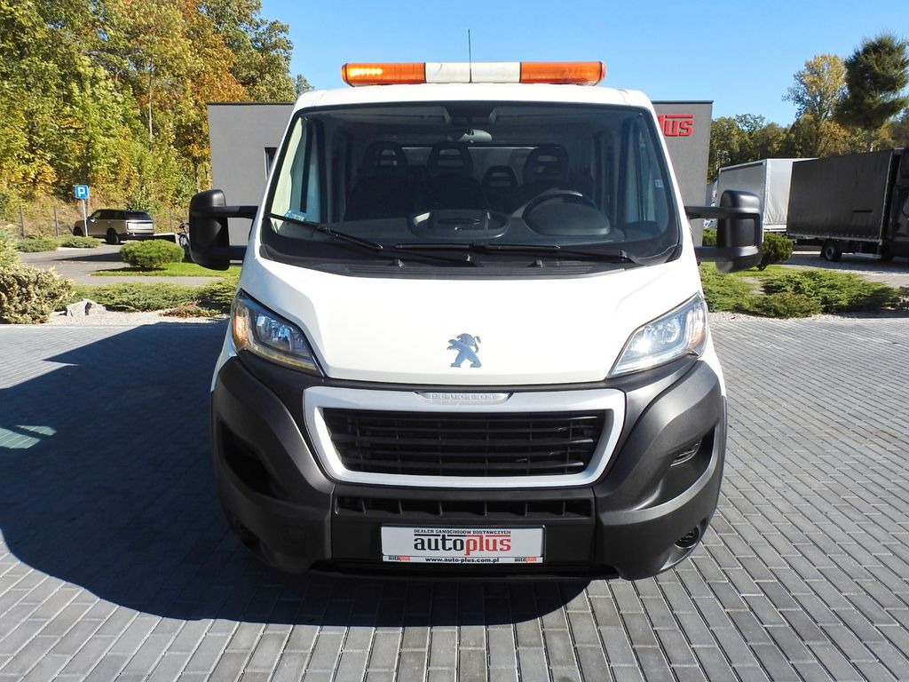 Peugeot BOXER PRITSCHE DOPPELKABINE DOKA 7 SITZE - Furgão caixa aberta, Carrinha cabine dupla: foto 5 Peugeot BOXER PRITSCHE DOPPELKABINE DOKA 7 SITZE - Furgão caixa aberta, Carrinha cabine dupla: foto 5