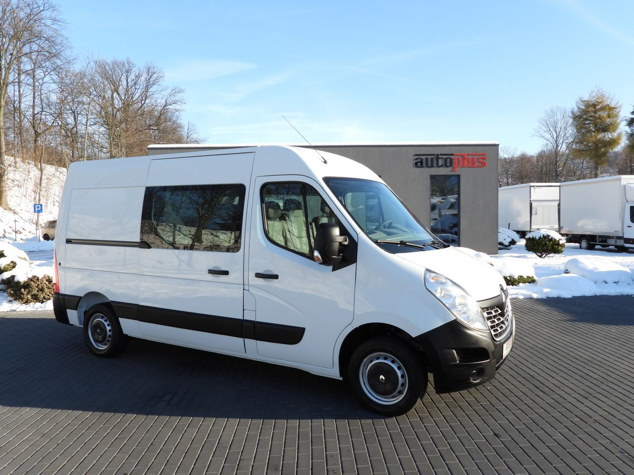 RENAULT MASTER BOX DELIVERY VAN 7 SEATS CRUISE CONTROL AIR CONDITIONING 110HP - Furgão compacto: foto 1 RENAULT MASTER BOX DELIVERY VAN 7 SEATS CRUISE CONTROL AIR CONDITIONING 110HP - Furgão compacto: foto 1