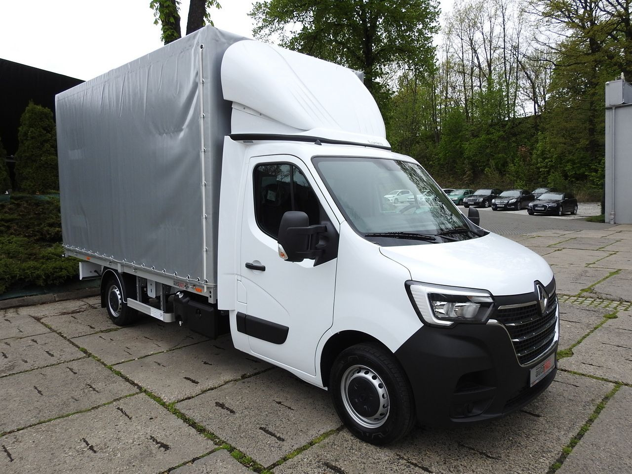 RENAULT MASTER NEW TARPAULIN 8 PALLETS CRUISE CONTROL LED LIGHTS AIR CONDITIONING 165HP - Furgão de toldo: foto 4 RENAULT MASTER NEW TARPAULIN 8 PALLETS CRUISE CONTROL LED LIGHTS AIR CONDITIONING 165HP - Furgão de toldo: foto 4