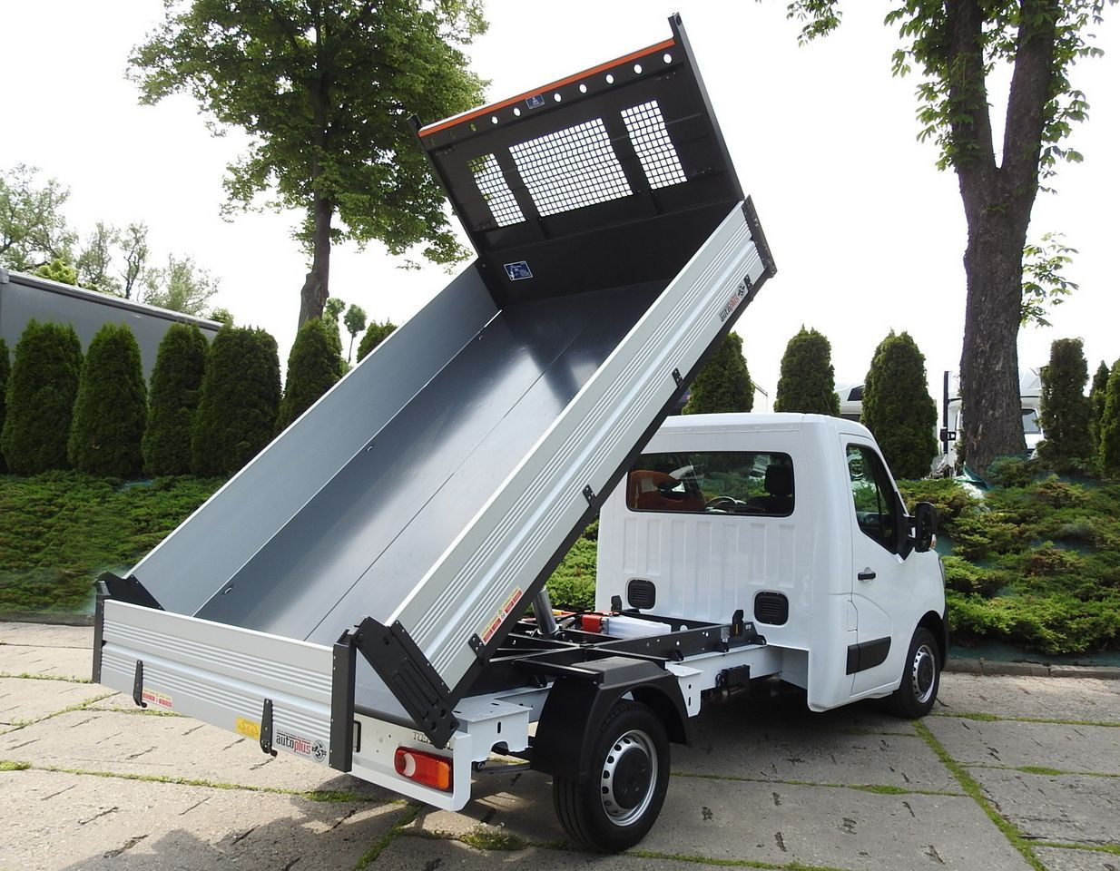 RENAULT MASTER - Furgão basculante: foto 3 RENAULT MASTER - Furgão basculante: foto 3