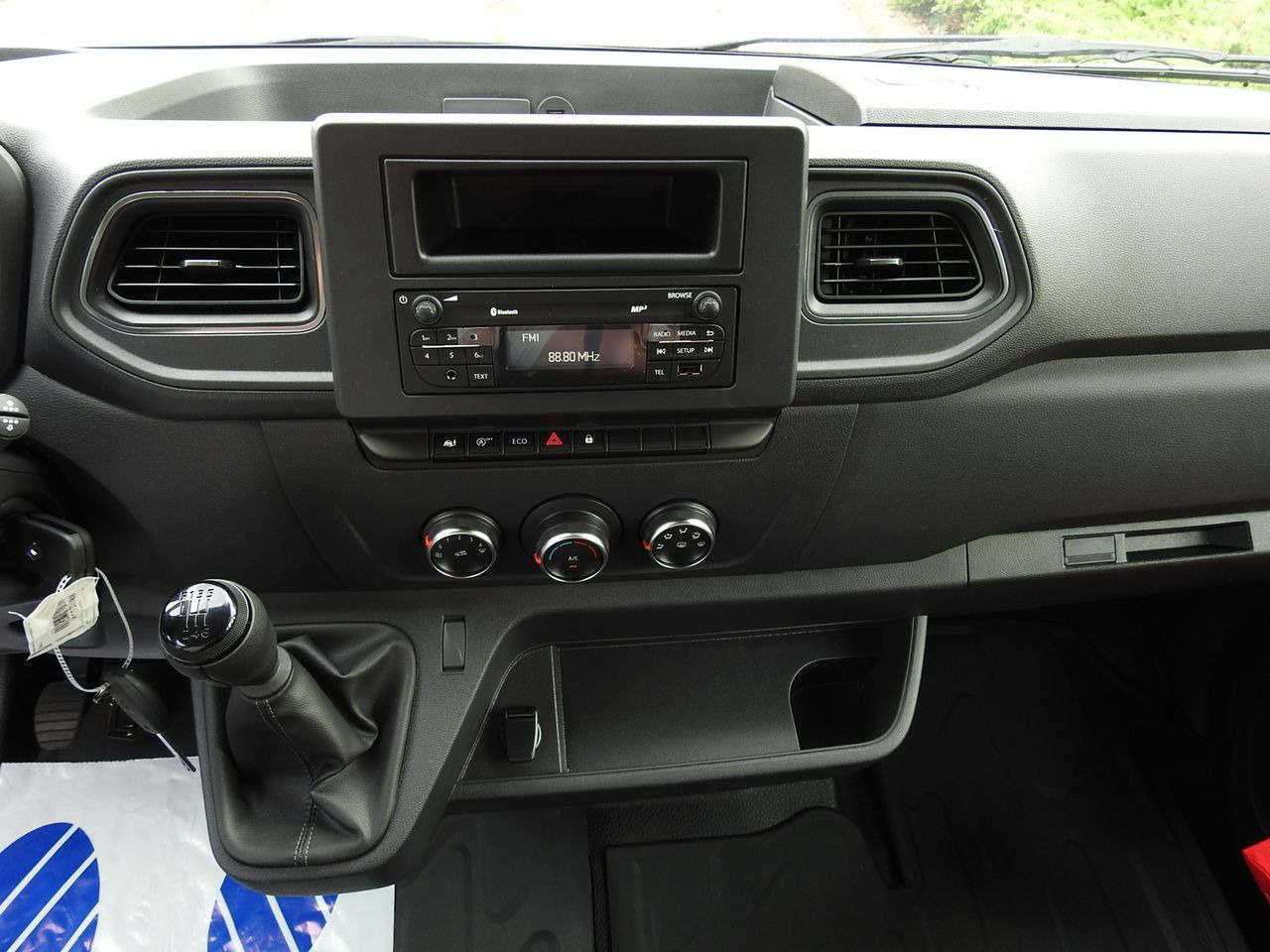 Furgão basculante nuevo RENAULT MASTER: foto 32