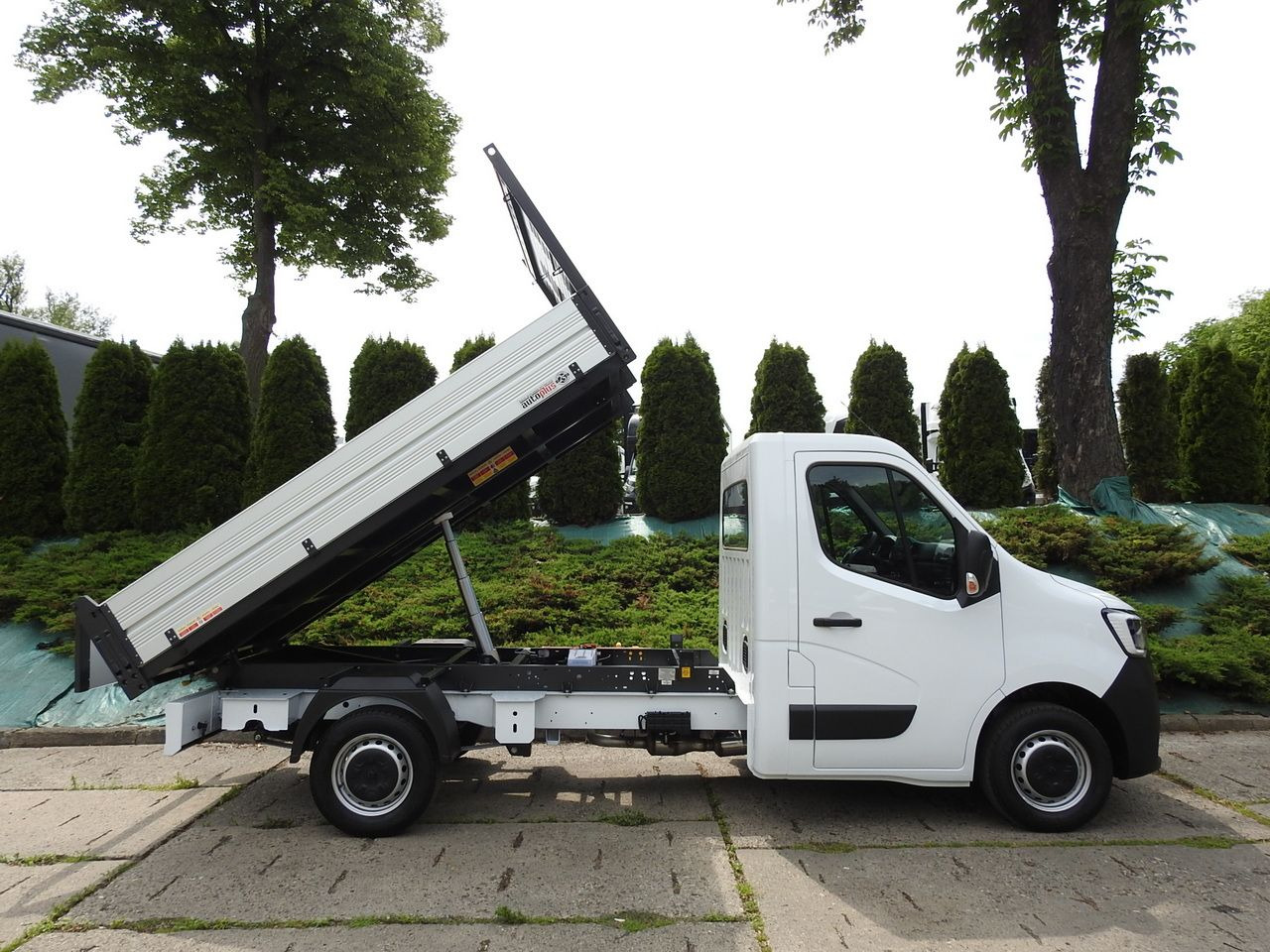Furgão basculante nuevo RENAULT MASTER: foto 7