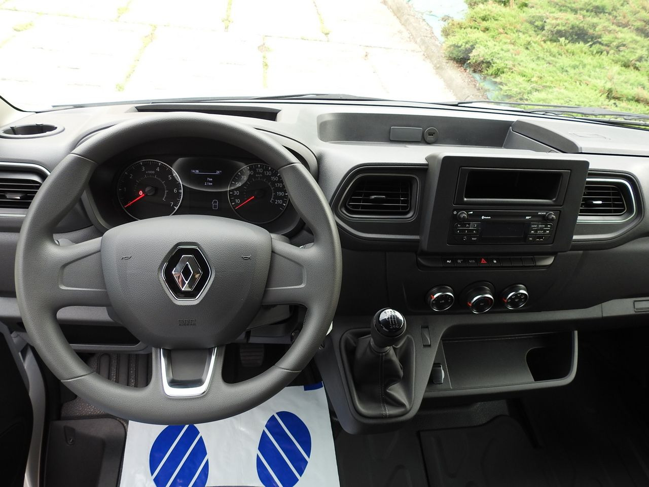 Furgão basculante nuevo RENAULT MASTER: foto 28