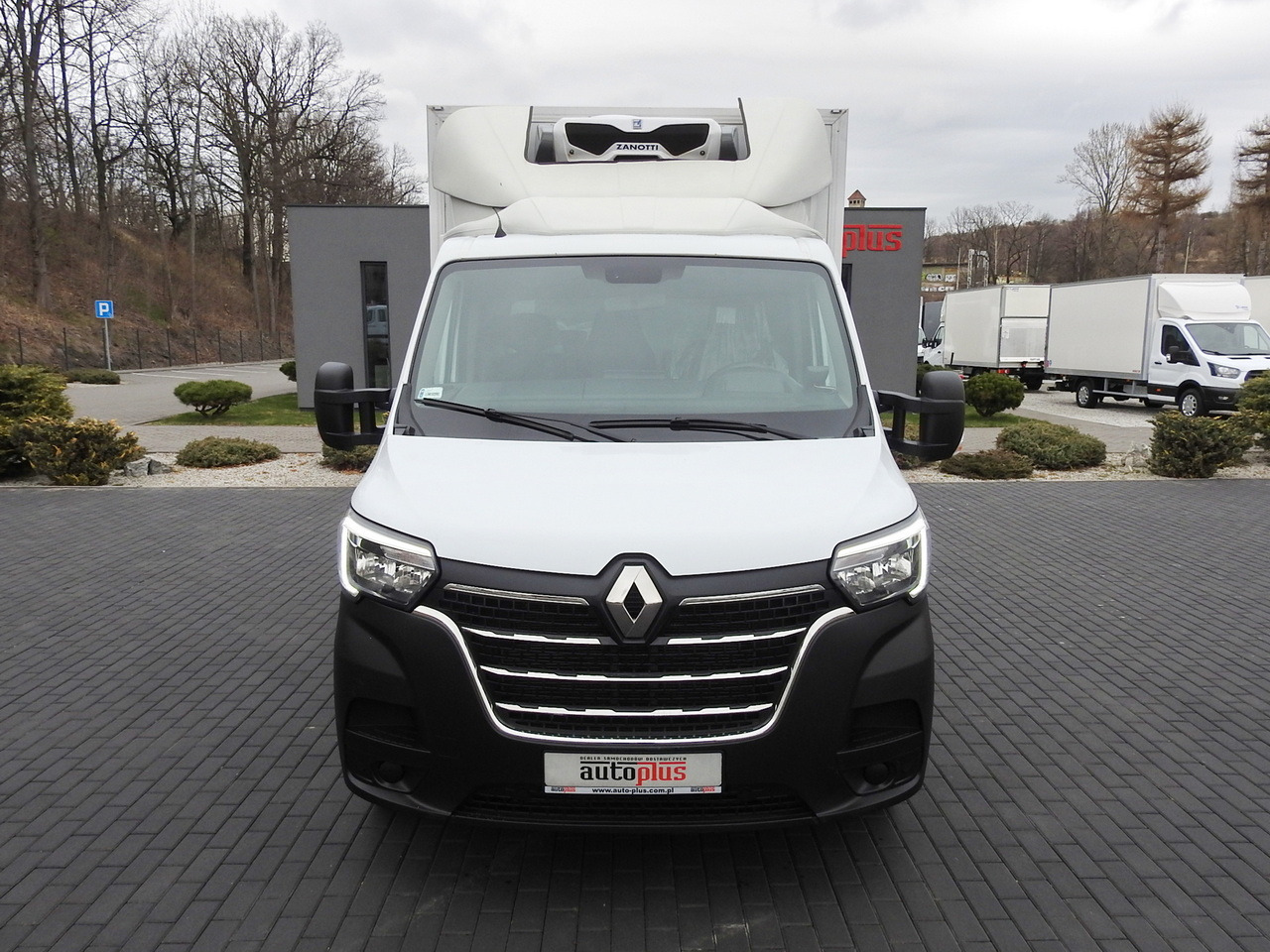 RENAULT MASTER REGRIGERATOR BOX 0*C LED LIGHTS AIR CONDITIONING 145HP - Carrinha frigorífica: foto 5 RENAULT MASTER REGRIGERATOR BOX 0*C LED LIGHTS AIR CONDITIONING 145HP - Carrinha frigorífica: foto 5