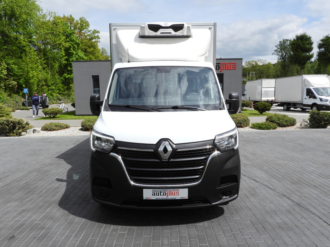 RENAULT MASTER REGRIGERATOR BOX -10*C CRUISE CONTROL LED LIGHTS TWIN WHEELS AIR CONDITIONING 145HP - Carrinha frigorífica: foto 5 RENAULT MASTER REGRIGERATOR BOX -10*C CRUISE CONTROL LED LIGHTS TWIN WHEELS AIR CONDITIONING 145HP - Carrinha frigorífica: foto 5