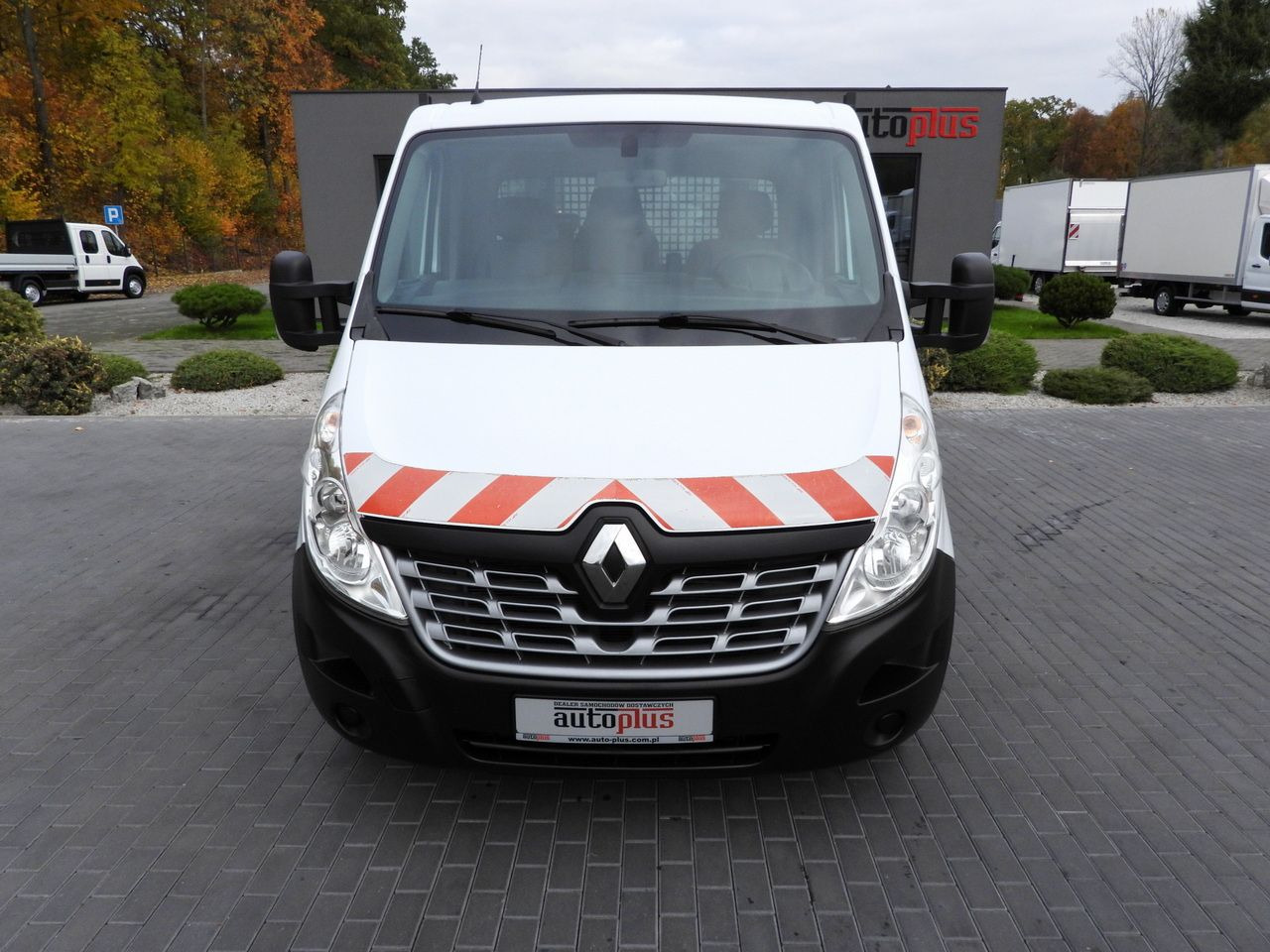 RENAULT MASTER STAKE BODY CRUISE CONTROL NAVIGATION TWIN WHEELS AIR CONDITIONING 130HP - Furgão caixa aberta: foto 5 RENAULT MASTER STAKE BODY CRUISE CONTROL NAVIGATION TWIN WHEELS AIR CONDITIONING 130HP - Furgão caixa aberta: foto 5