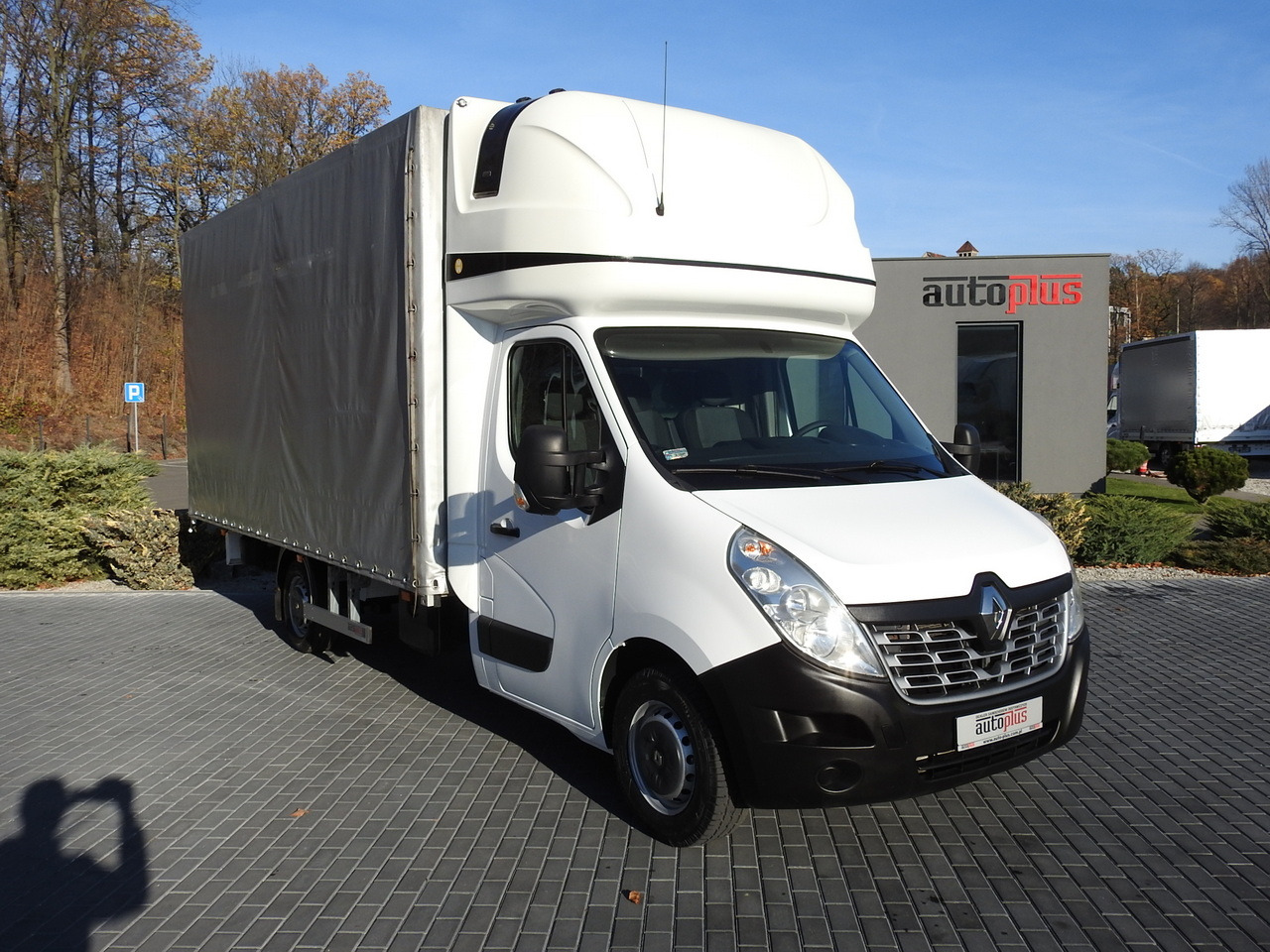 RENAULT MASTER TARPAULIN 10 PALLETS CRUISE CONTROL AIR CONDITIONING PNEUMATICS 170HP - Furgão de toldo: foto 4 RENAULT MASTER TARPAULIN 10 PALLETS CRUISE CONTROL AIR CONDITIONING PNEUMATICS 170HP - Furgão de toldo: foto 4
