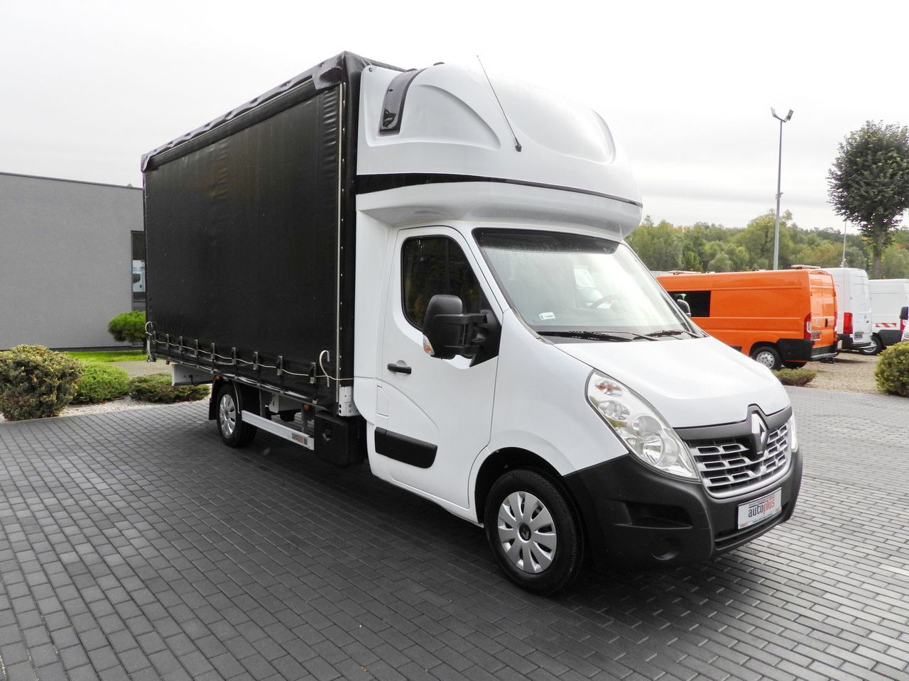 RENAULT MASTER TARPAULIN 10 PALLETS WEBASTO CRUISE CONTROL AIR CONDITIONING 170HP - Furgão de toldo: foto 4 RENAULT MASTER TARPAULIN 10 PALLETS WEBASTO CRUISE CONTROL AIR CONDITIONING 170HP - Furgão de toldo: foto 4