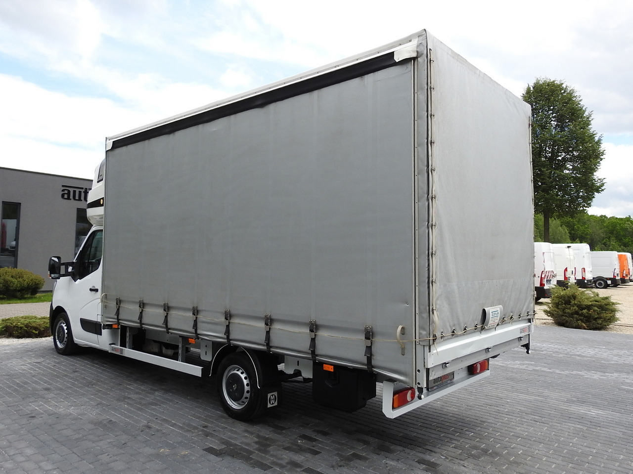 Furgão de toldo RENAULT MASTER TARPAULIN 10 PALLETS WEBASTO CRUISE CONTROL AIR CONDITIONING LED LIGHTS  165HP: foto 10