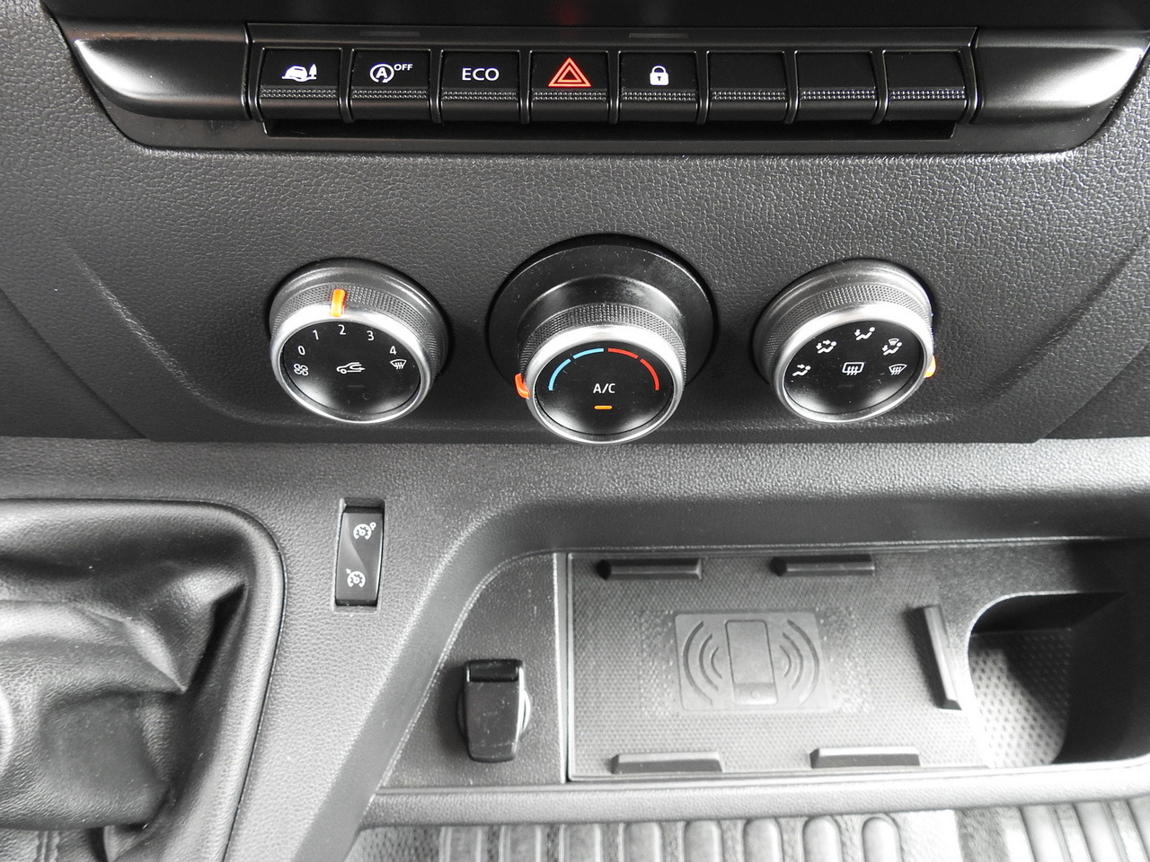 Furgão de toldo RENAULT MASTER TARPAULIN 10 PALLETS WEBASTO CRUISE CONTROL AIR CONDITIONING LED LIGHTS  165HP: foto 36