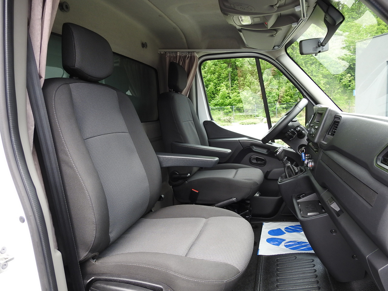 Furgão de toldo RENAULT MASTER TARPAULIN 10 PALLETS WEBASTO CRUISE CONTROL AIR CONDITIONING LED LIGHTS  165HP: foto 39