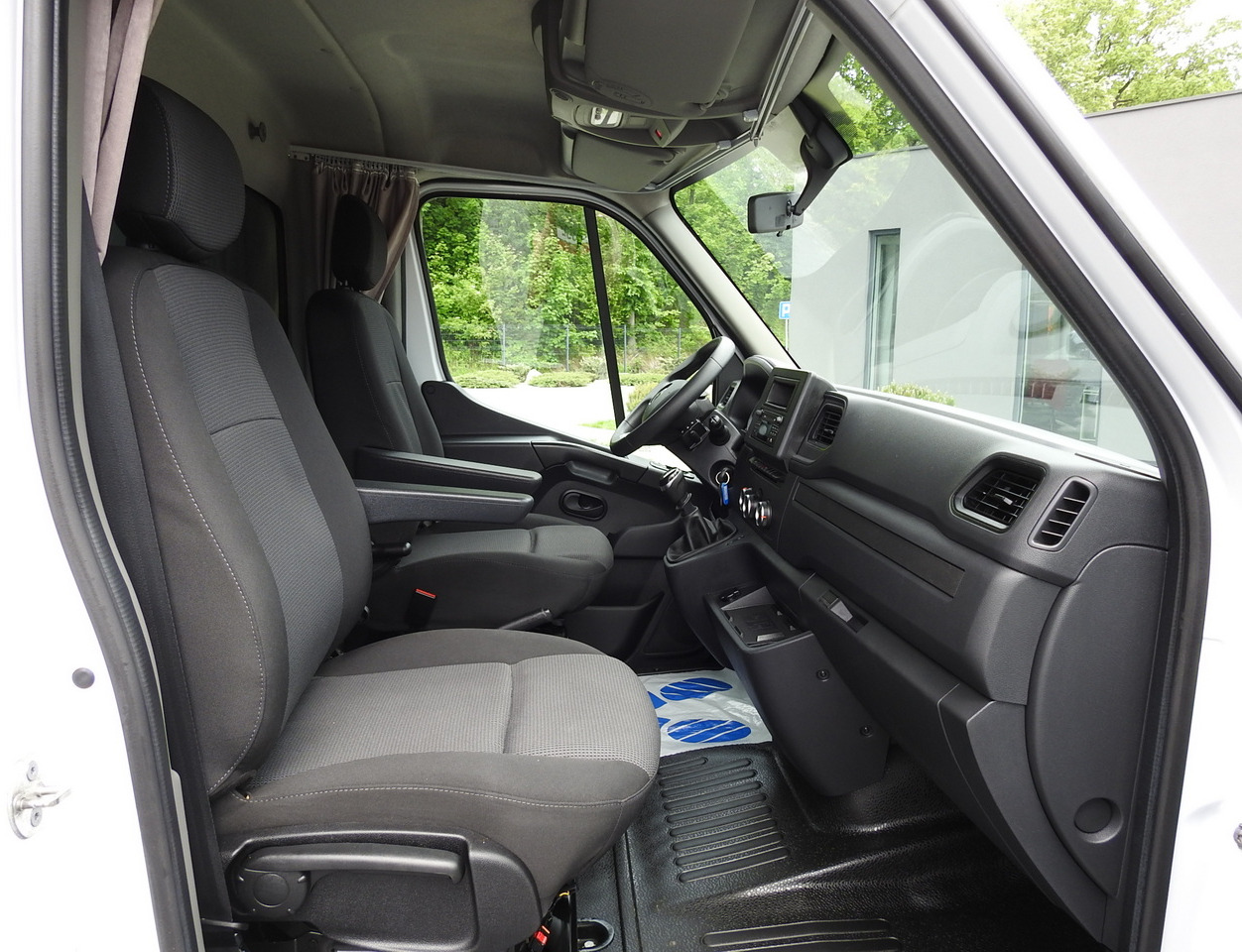 Furgão de toldo RENAULT MASTER TARPAULIN 10 PALLETS WEBASTO CRUISE CONTROL AIR CONDITIONING LED LIGHTS  165HP: foto 38