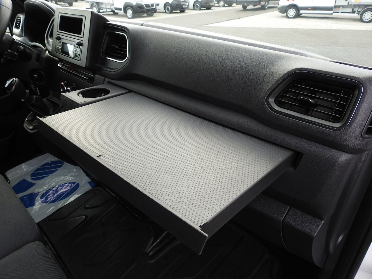 Furgão de toldo RENAULT MASTER TARPAULIN 10 PALLETS WEBASTO CRUISE CONTROL AIR CONDITIONING LED LIGHTS PNEUMATICS  165HP: foto 44