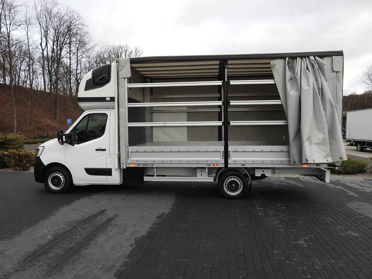 Furgão de toldo RENAULT MASTER TARPAULIN 10 PALLETS WEBASTO CRUISE CONTROL AIR CONDITIONING LED LIGHTS PNEUMATICS  165HP: foto 8