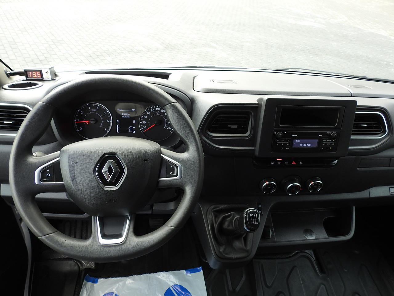 Furgão de toldo RENAULT MASTER TARPAULIN 10 PALLETS WEBASTO CRUISE CONTROL AIR CONDITIONING LED LIGHTS PNEUMATICS  165HP: foto 34