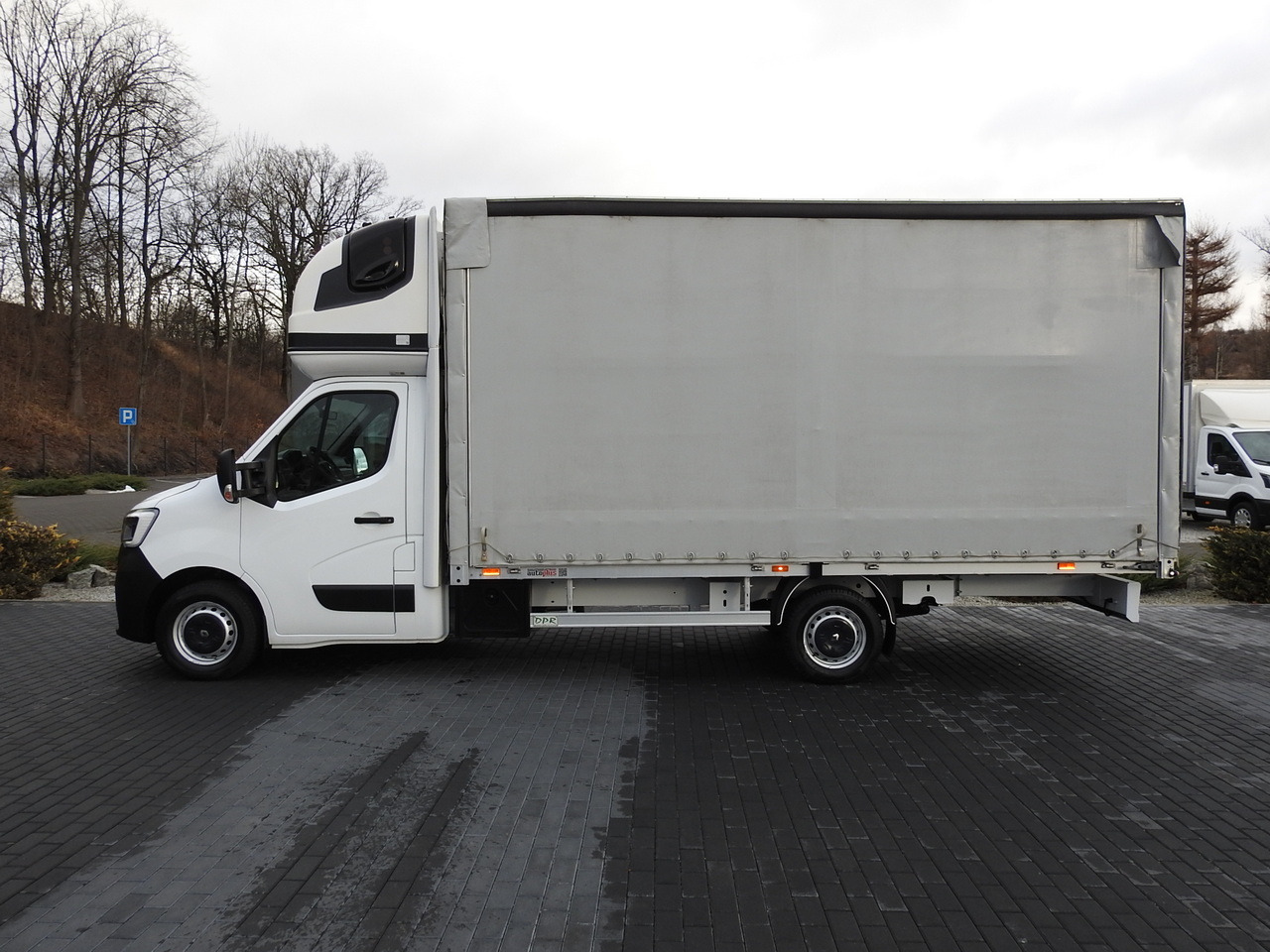 Furgão de toldo RENAULT MASTER TARPAULIN 10 PALLETS WEBASTO CRUISE CONTROL AIR CONDITIONING LED LIGHTS PNEUMATICS  165HP: foto 9