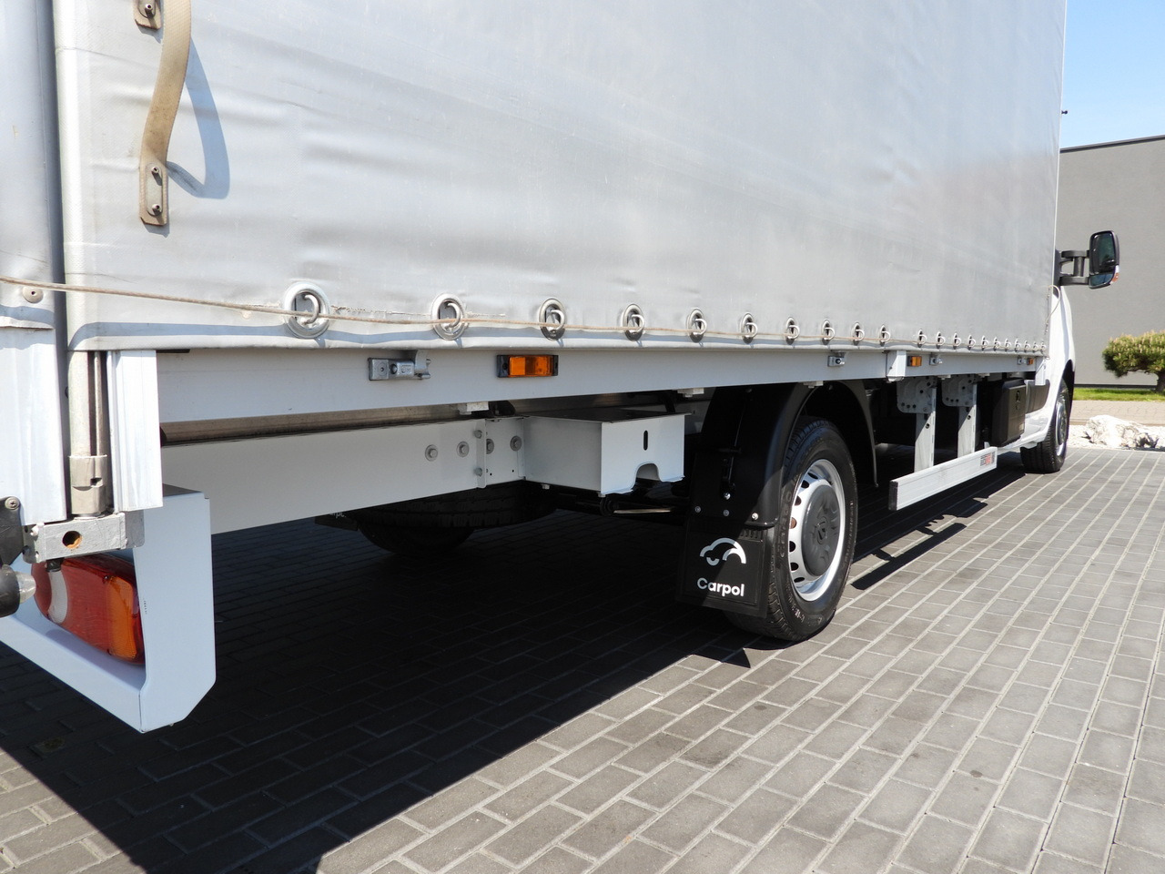Furgão de toldo RENAULT MASTER  TARPAULIN 10 PALLETS WEBASTO CRUISE CONTROL LED LIGHTS PNEUMATICS AIR CONDITIONING  165HP: foto 28
